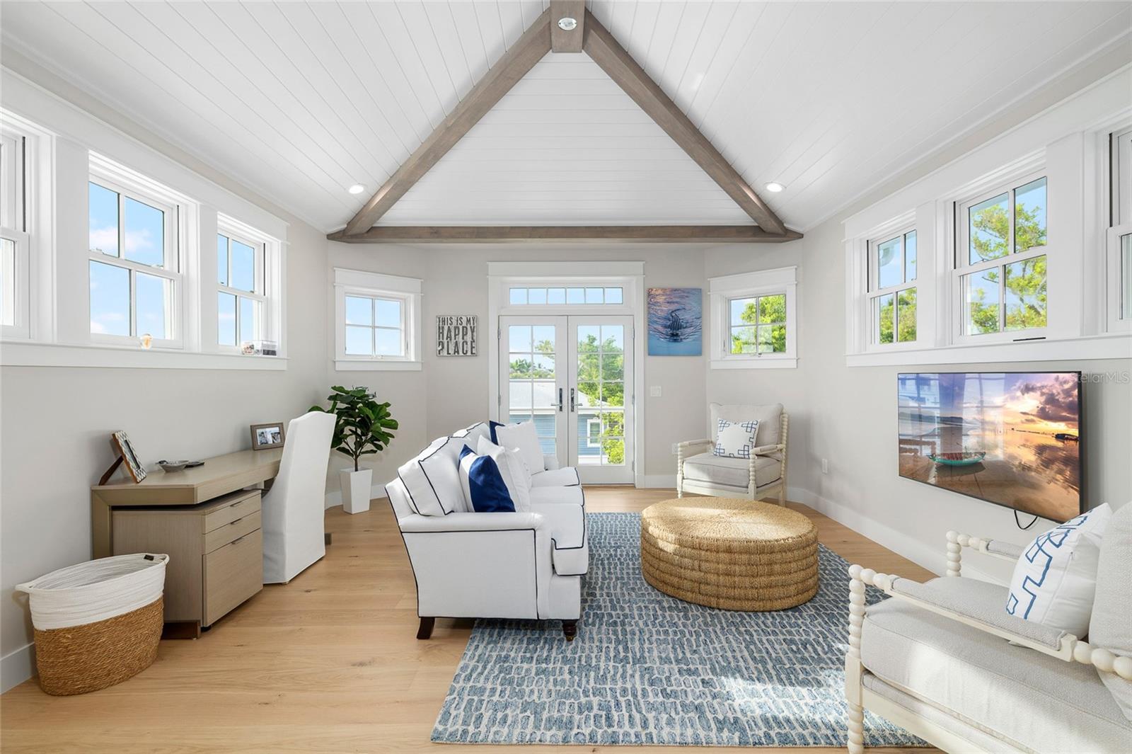 TB8414309 Property Photo