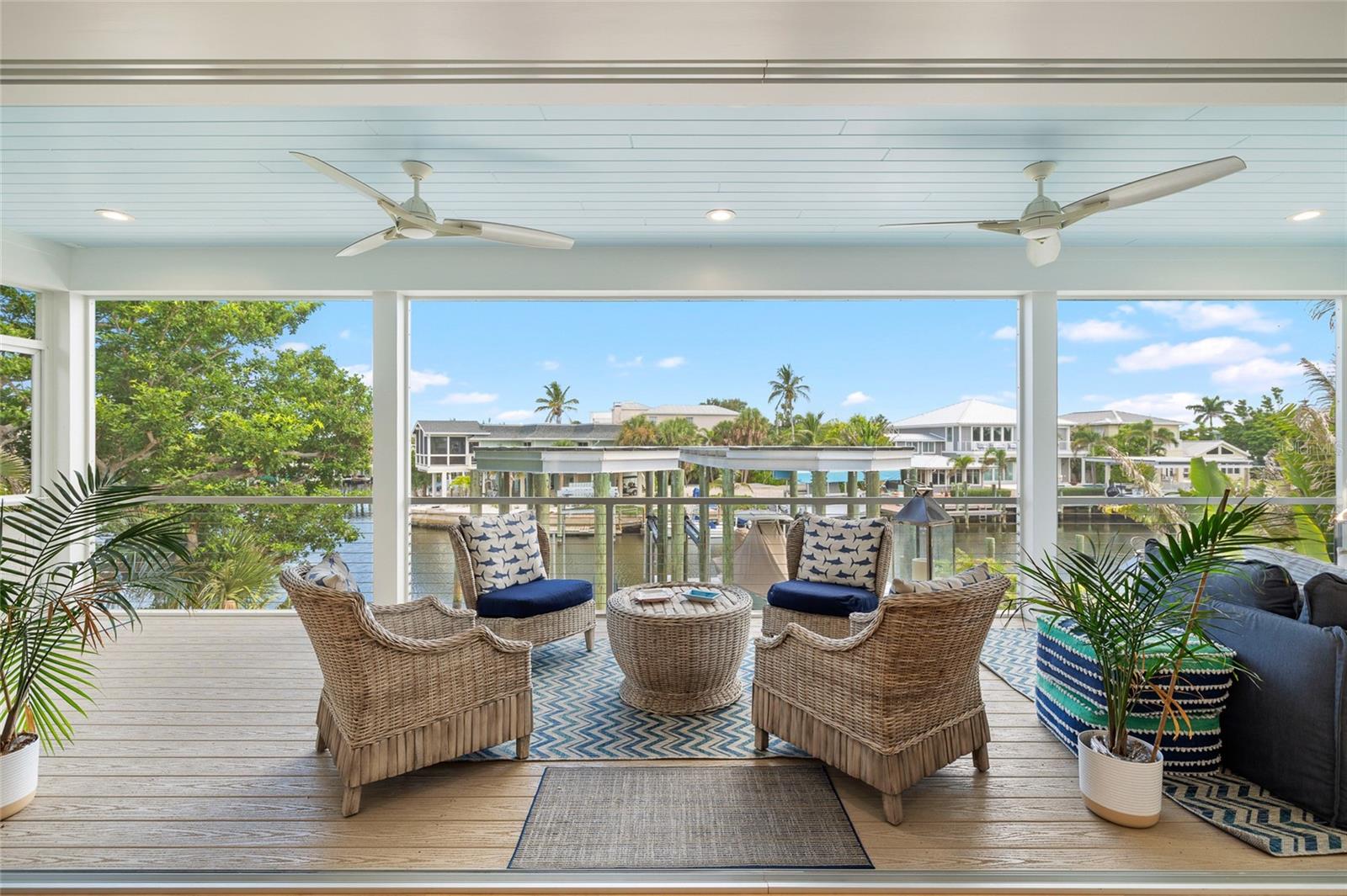 TB8414309 Property Photo