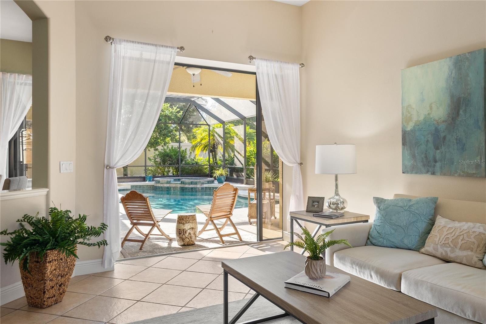 A4661084 Property Photo