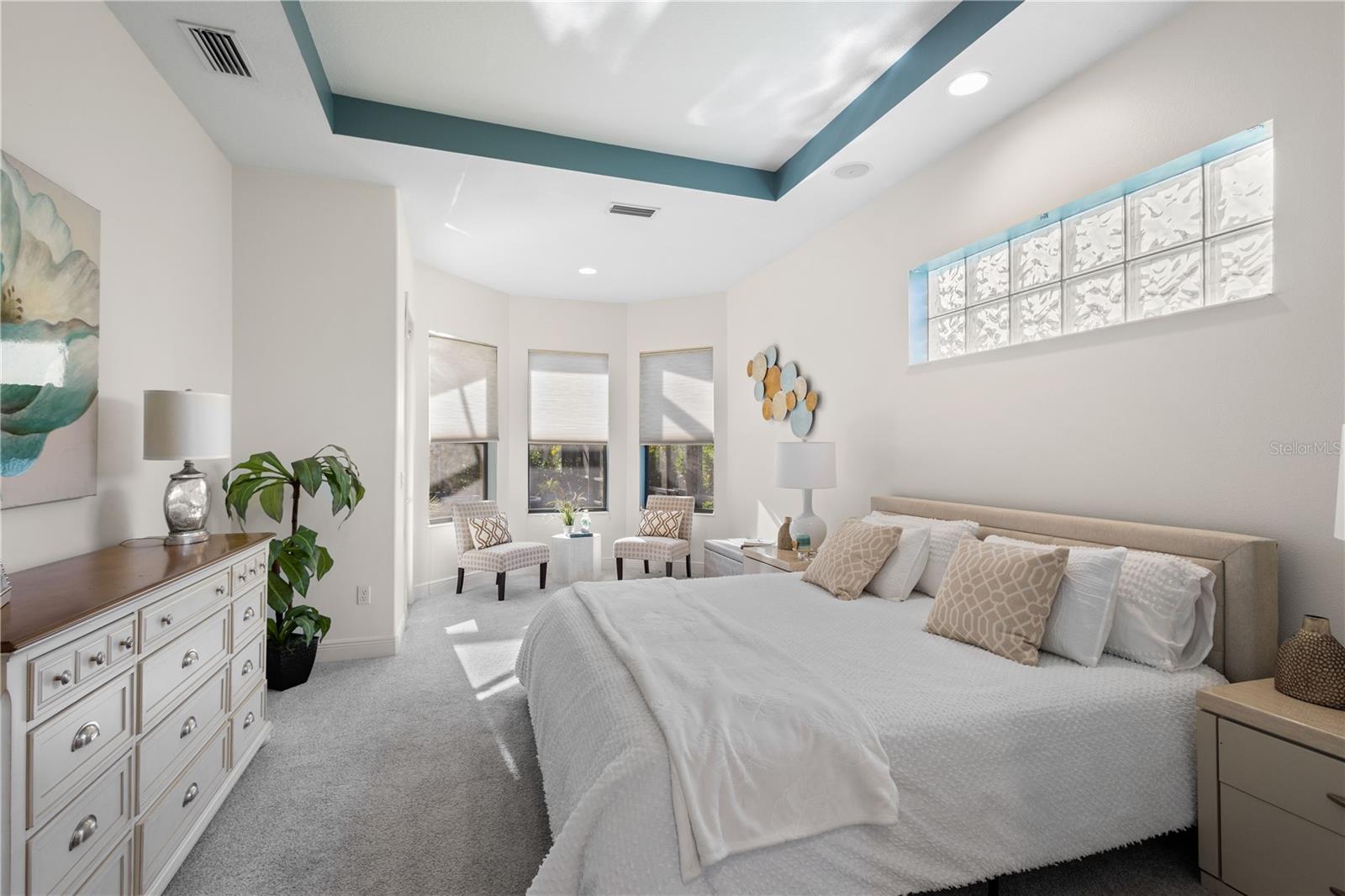 A4661084 Property Photo