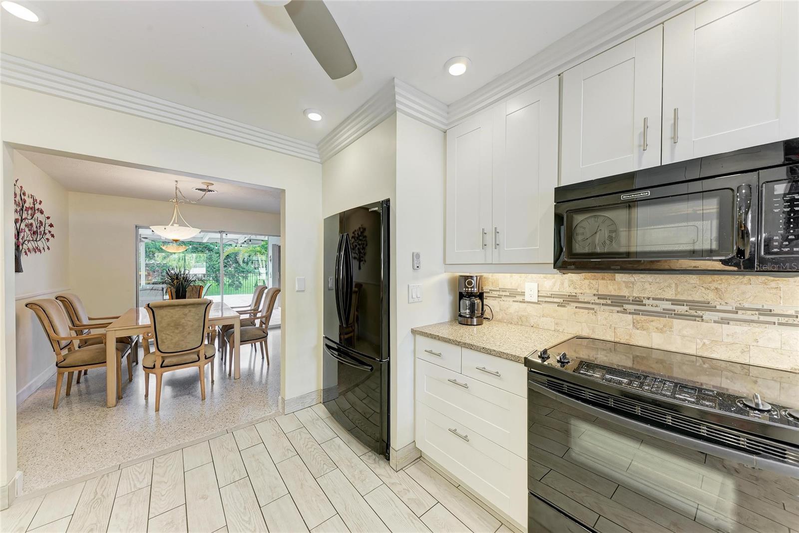 A4661107 Property Photo