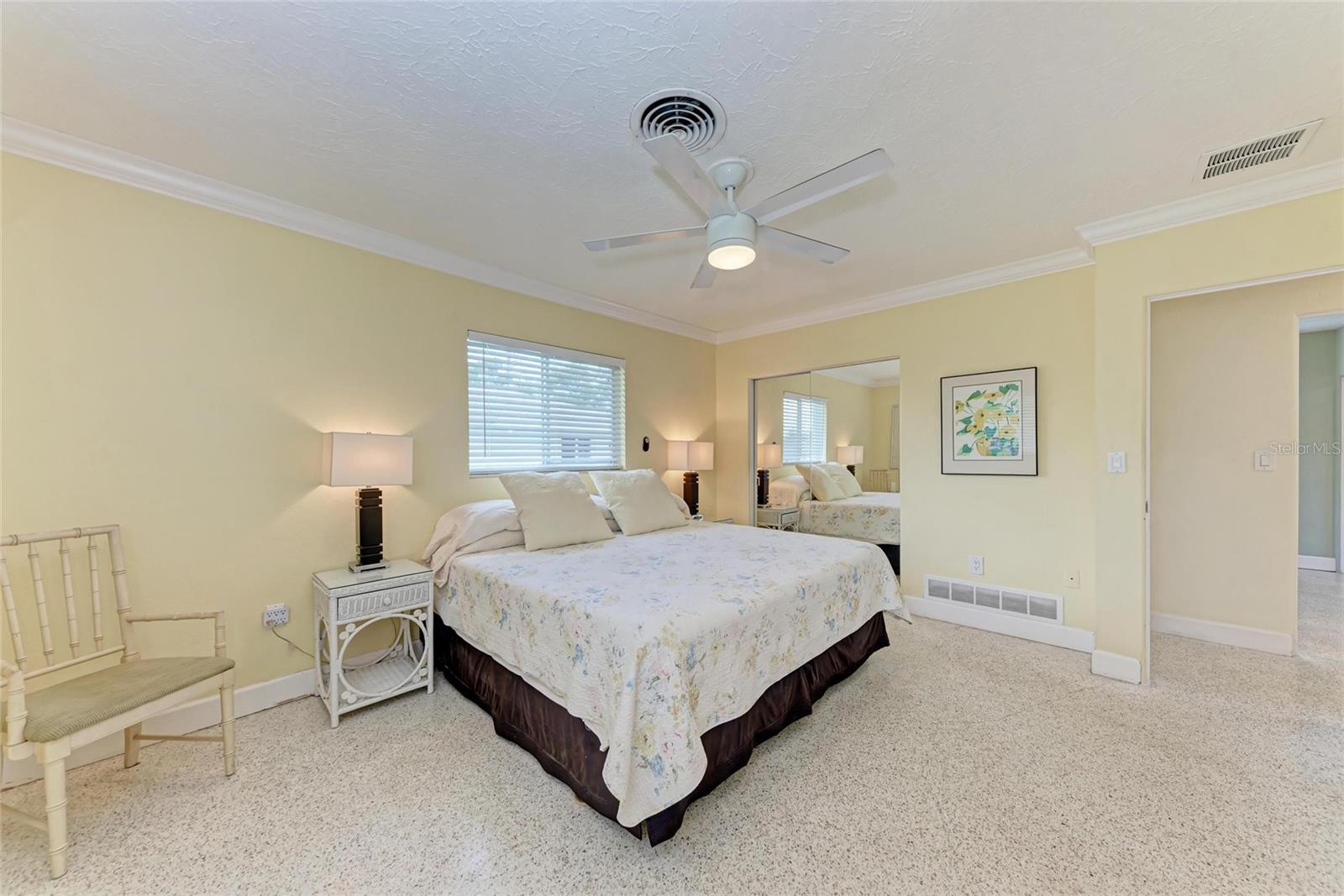 A4661107 Property Photo