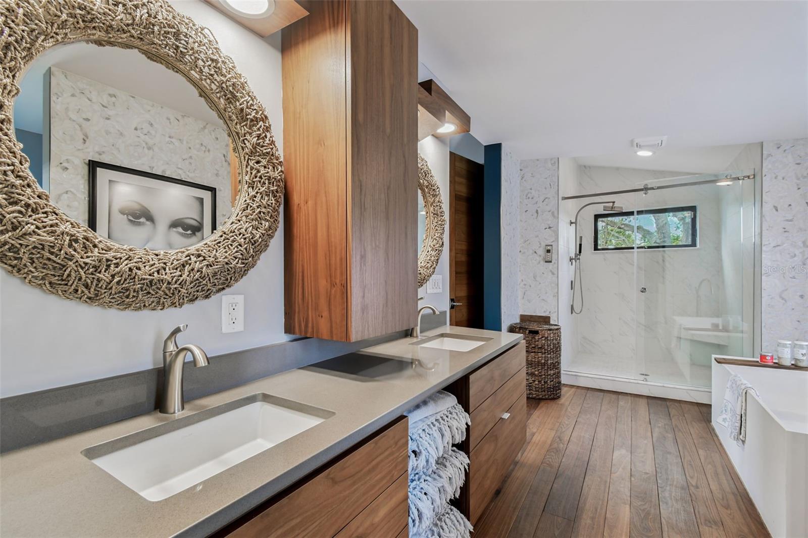 961 VICTORIA DR, DUNEDIN, FL, 34698