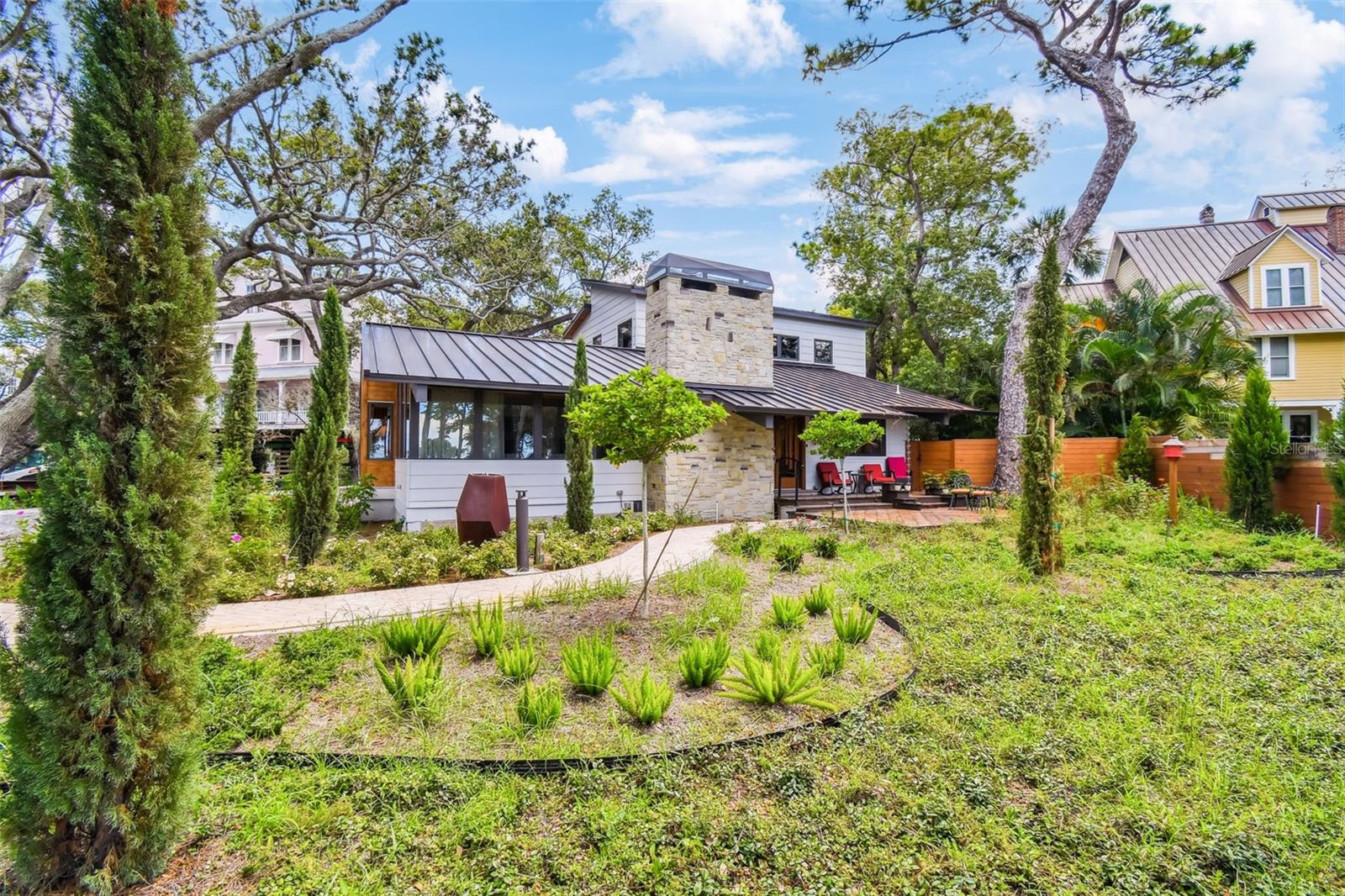 961 VICTORIA DR, DUNEDIN, FL, 34698