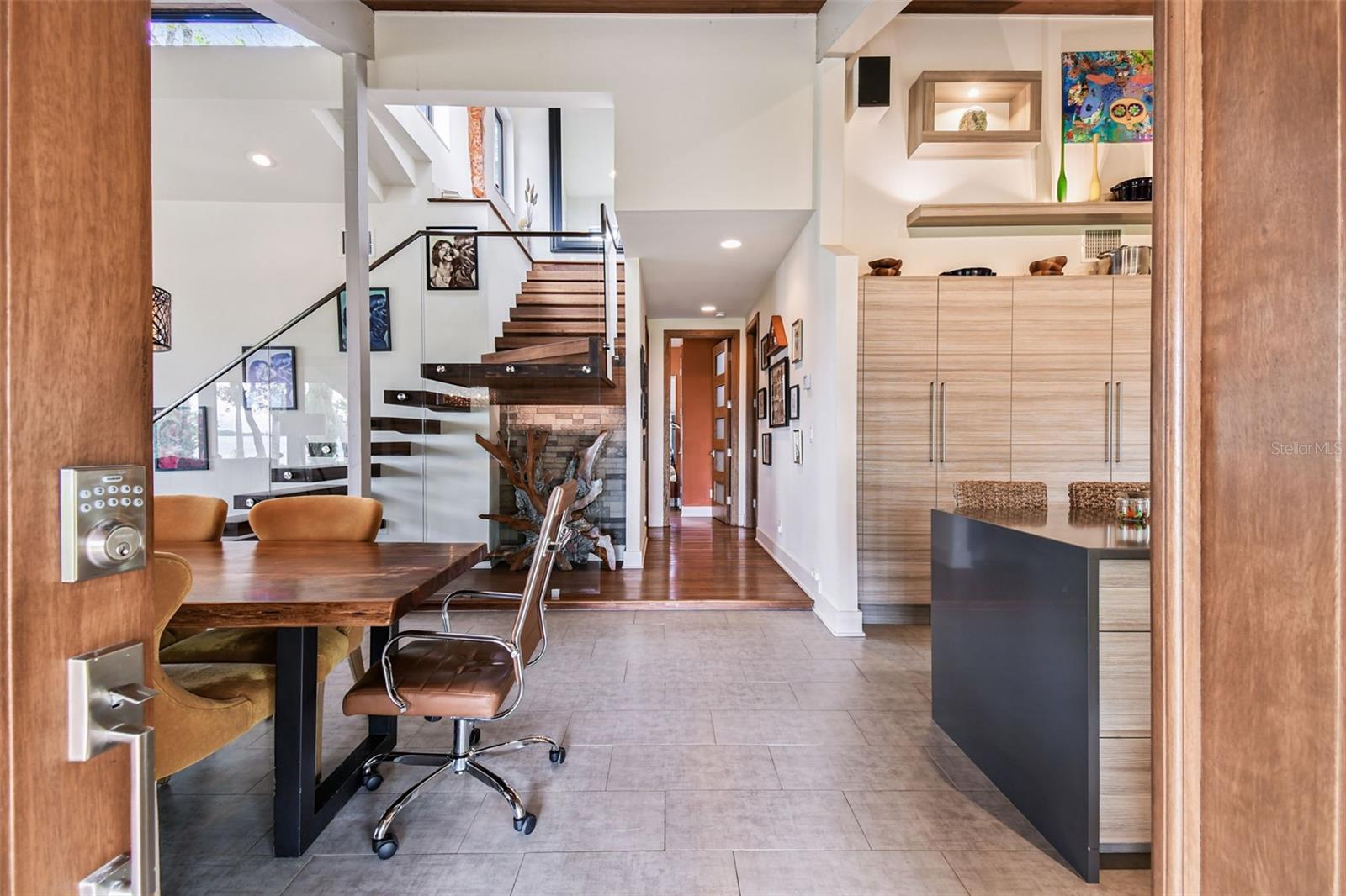 961 VICTORIA DR, DUNEDIN, FL, 34698