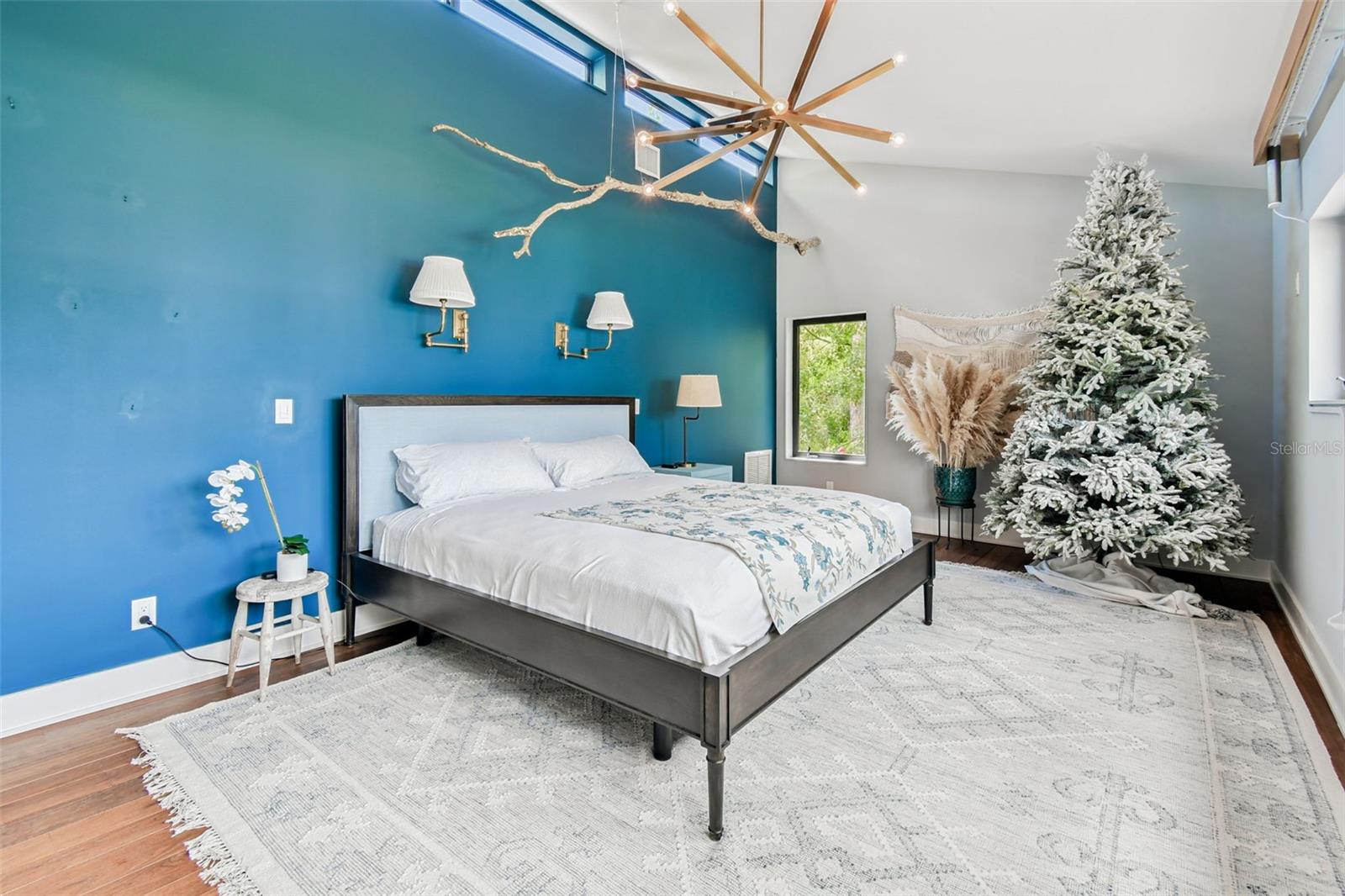 961 VICTORIA DR, DUNEDIN, FL, 34698