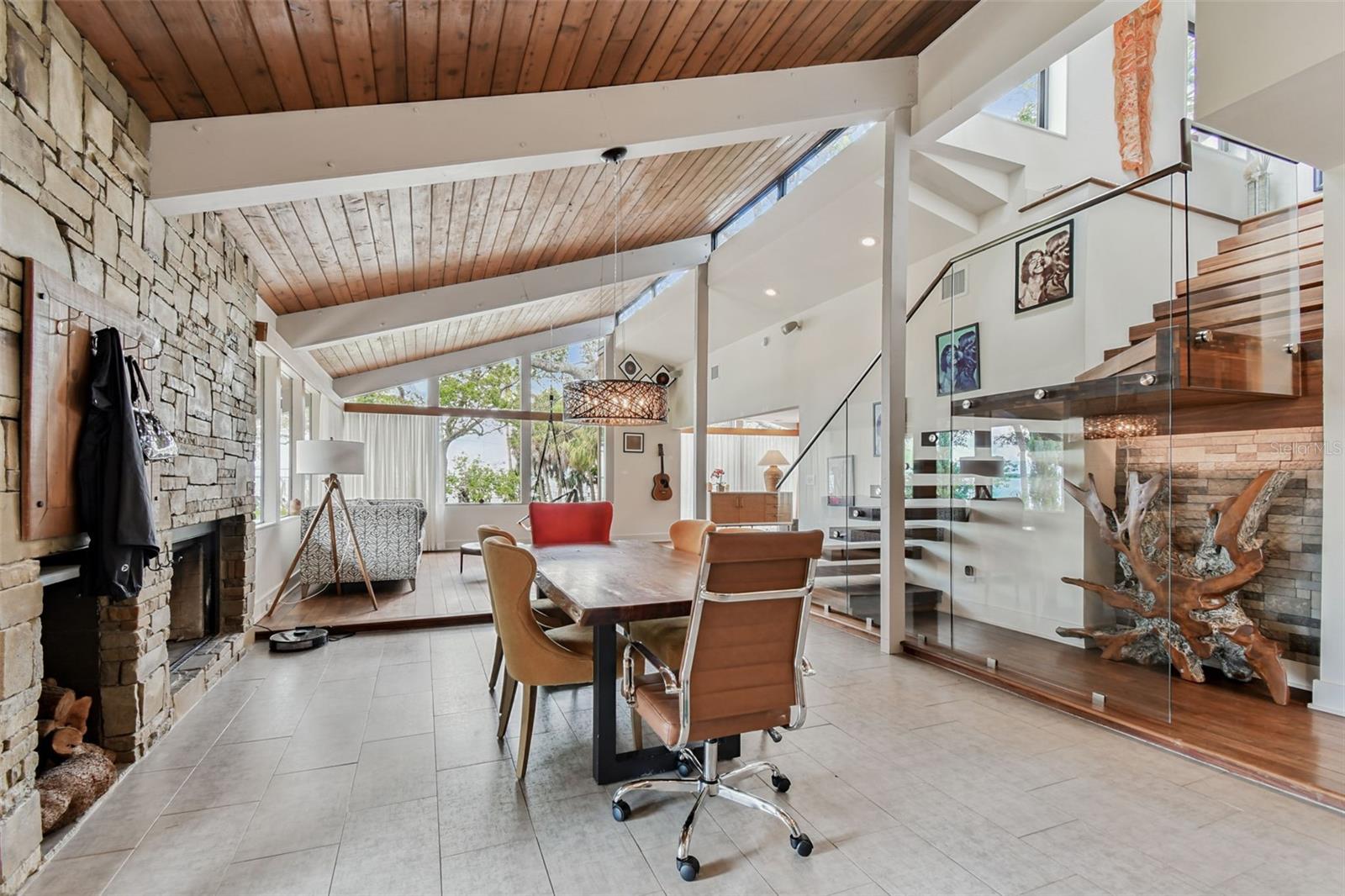 961 VICTORIA DR, DUNEDIN, FL, 34698