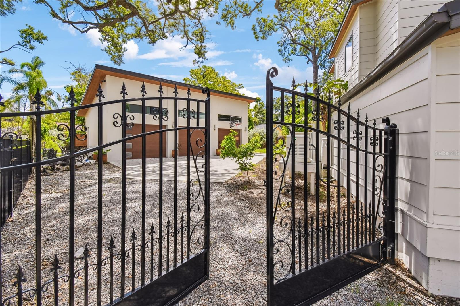 961 VICTORIA DR, DUNEDIN, FL, 34698