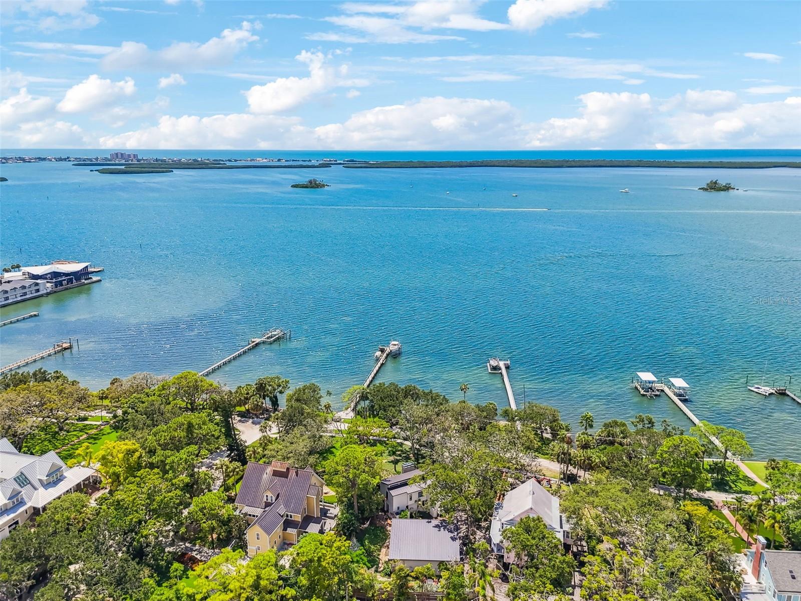 961 VICTORIA DR, DUNEDIN, FL, 34698