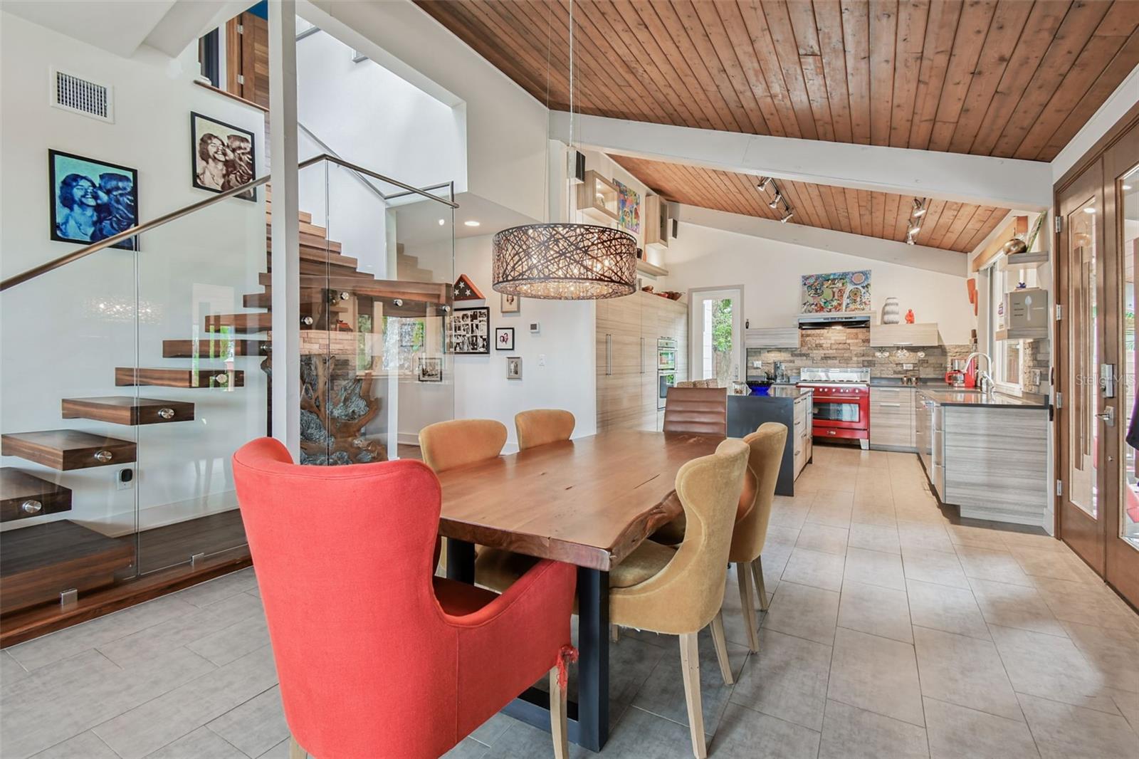 961 VICTORIA DR, DUNEDIN, FL, 34698