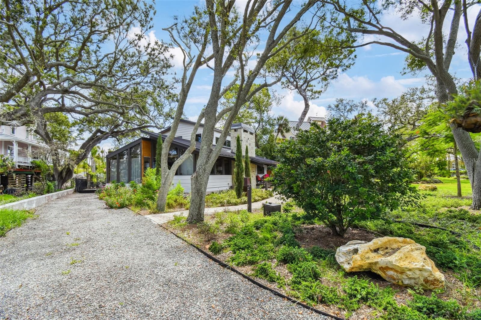 961 VICTORIA DR, DUNEDIN, FL, 34698