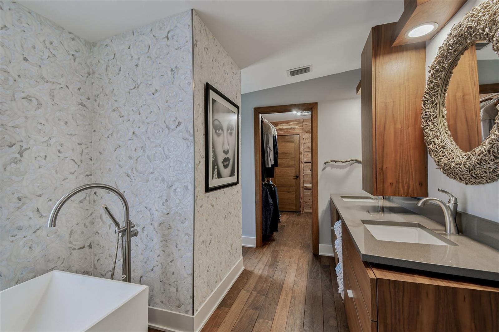 961 VICTORIA DR, DUNEDIN, FL, 34698