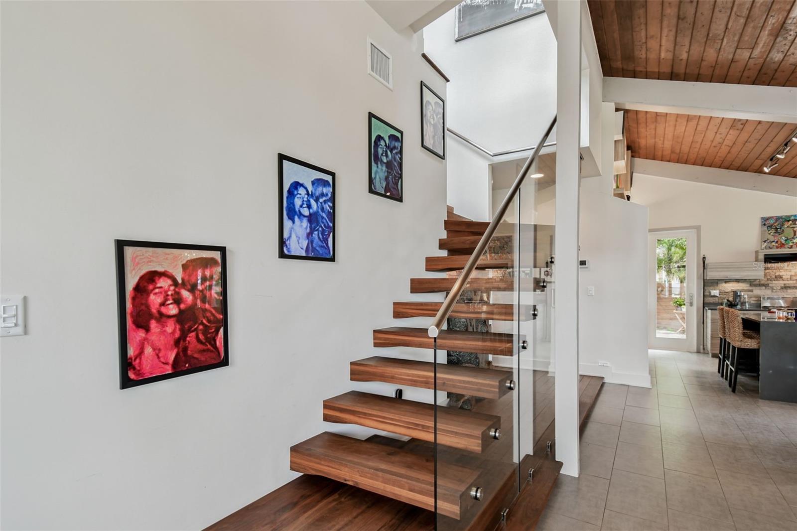 961 VICTORIA DR, DUNEDIN, FL, 34698