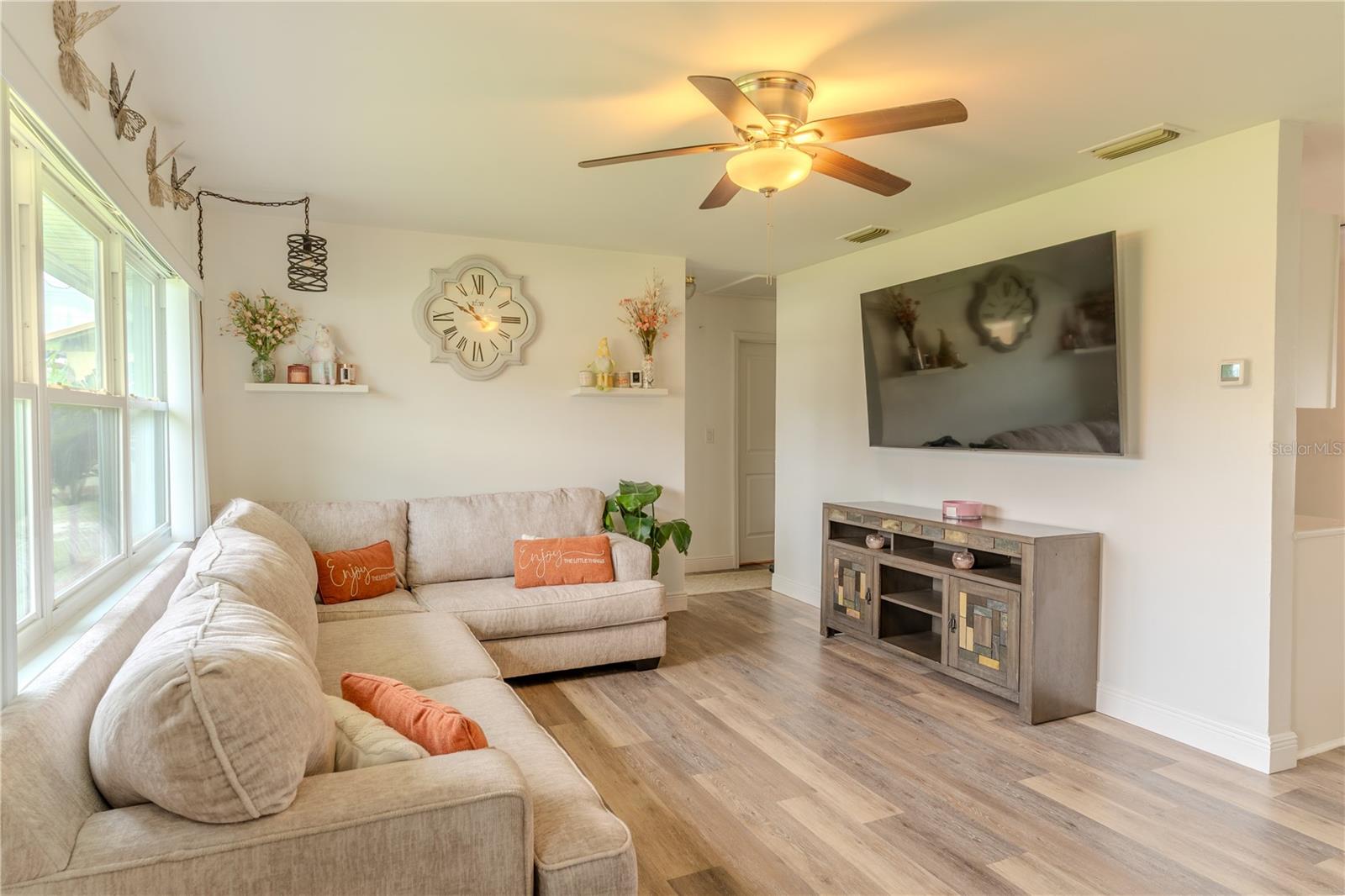 2353 N CRYSTAL LAKE DR, LAKELAND, FL, 33801