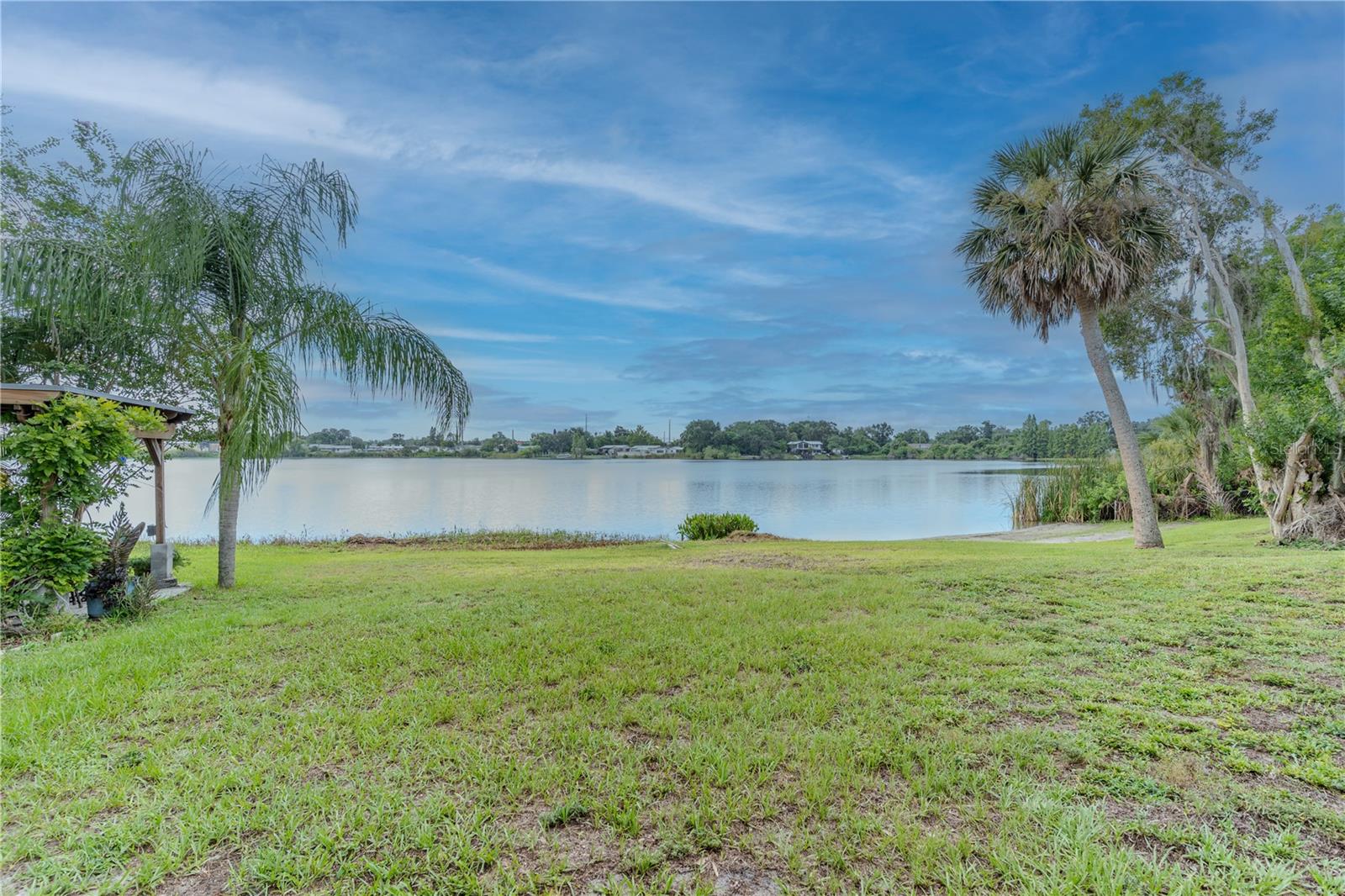 2353 N CRYSTAL LAKE DR, LAKELAND, FL, 33801