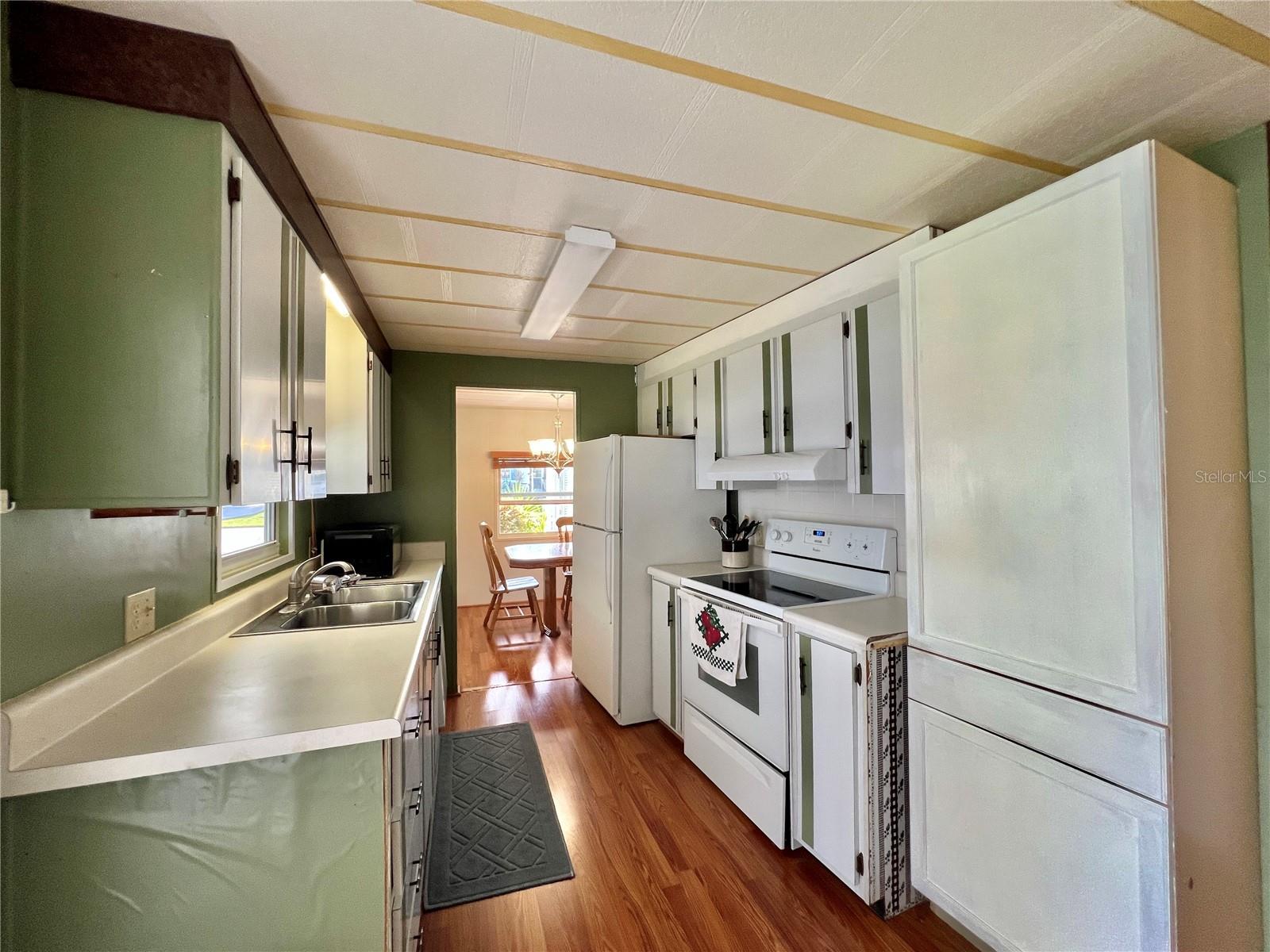 G5100489 Property Photo