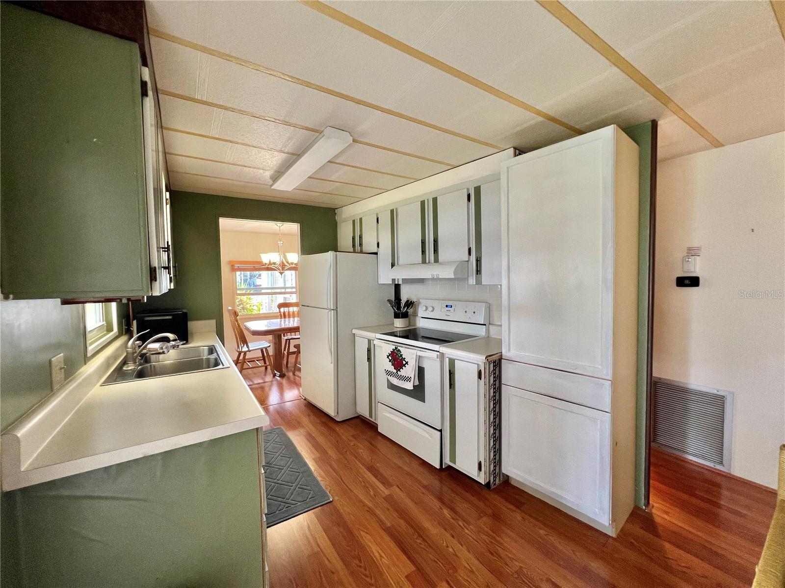 G5100489 Property Photo