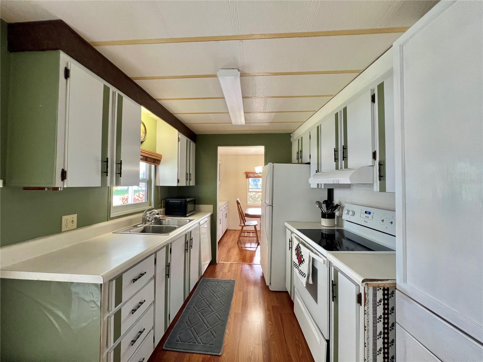 G5100489 Property Photo