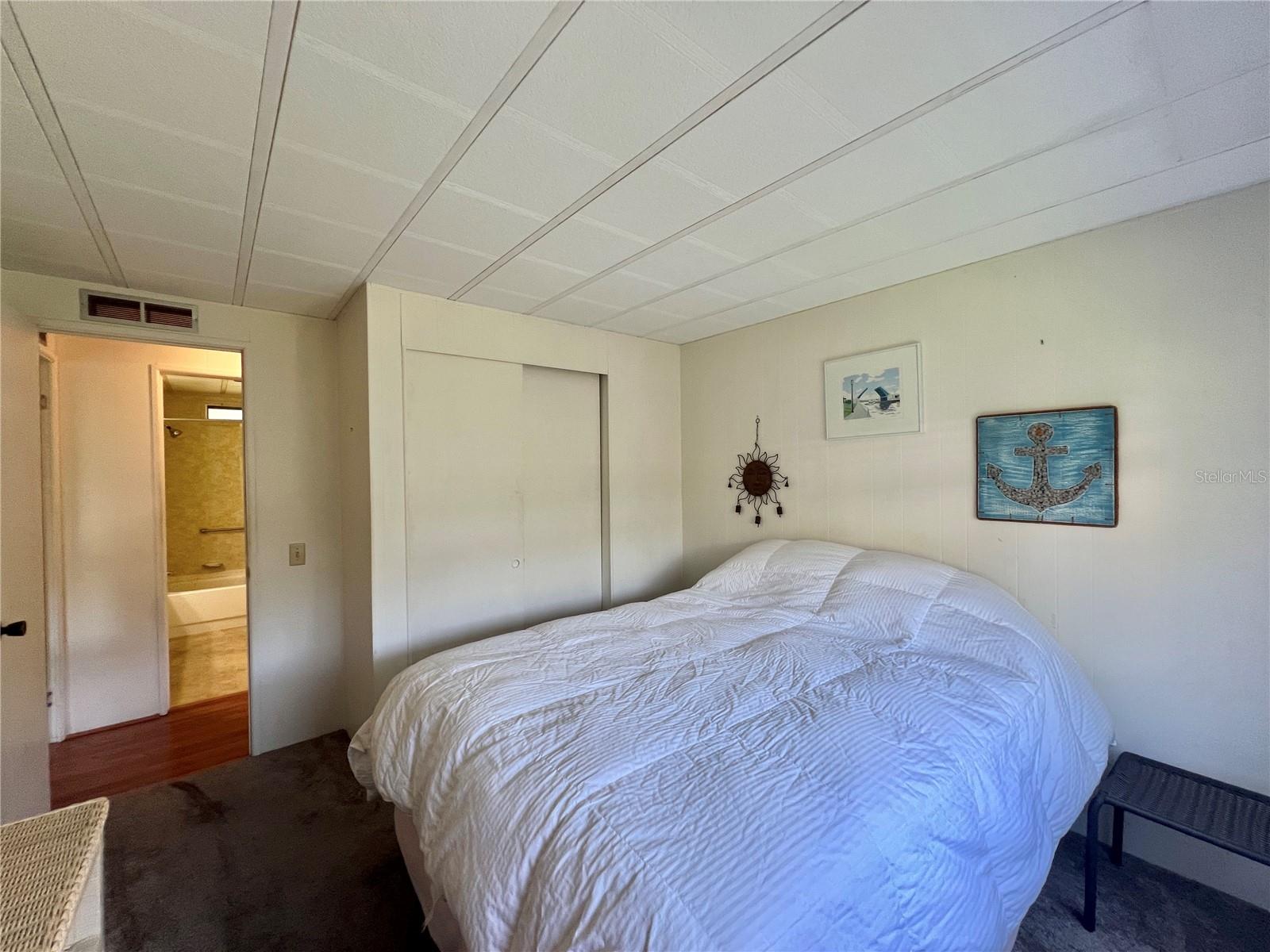 G5100489 Property Photo