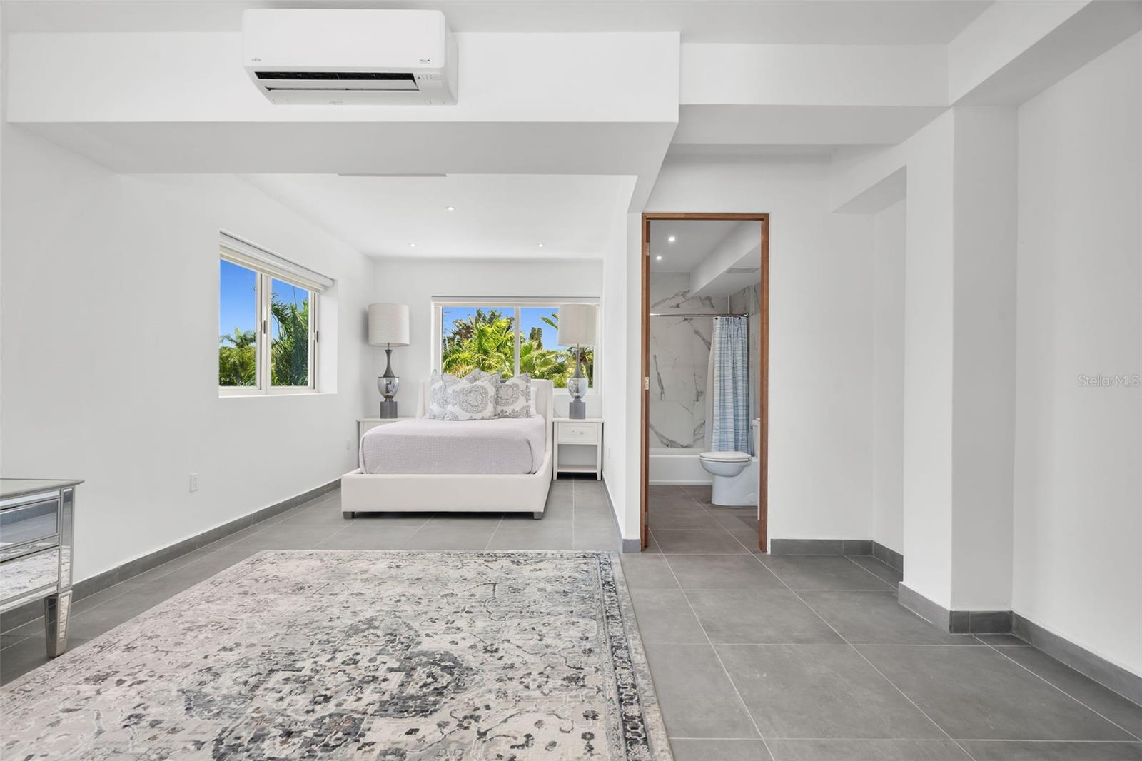 PR9115310 Property Photo