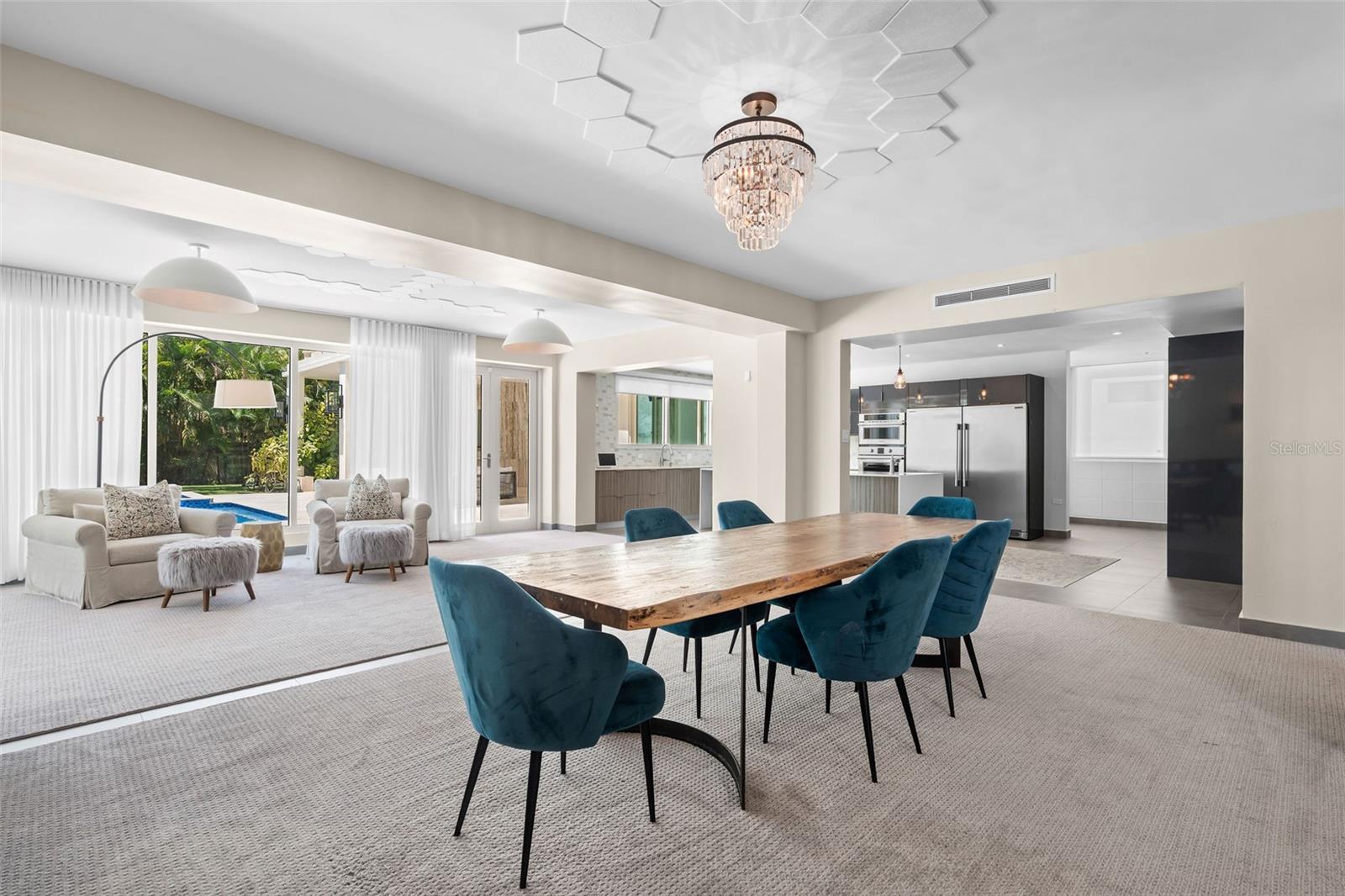 PR9115310 Property Photo