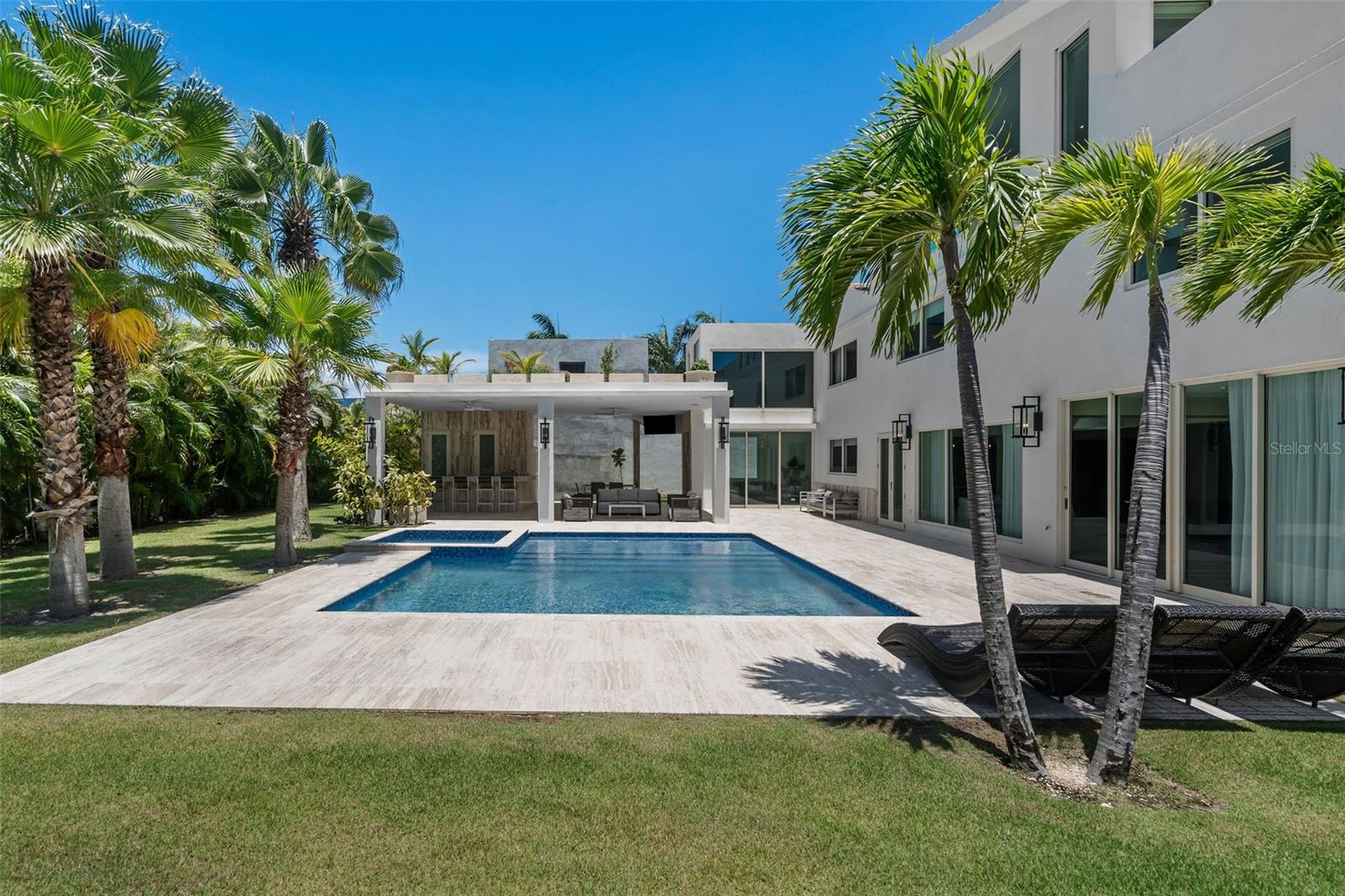 PR9115310 Property Photo