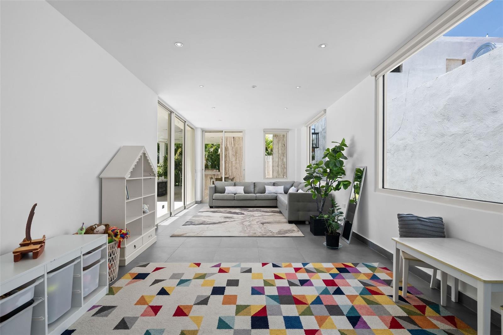 PR9115310 Property Photo