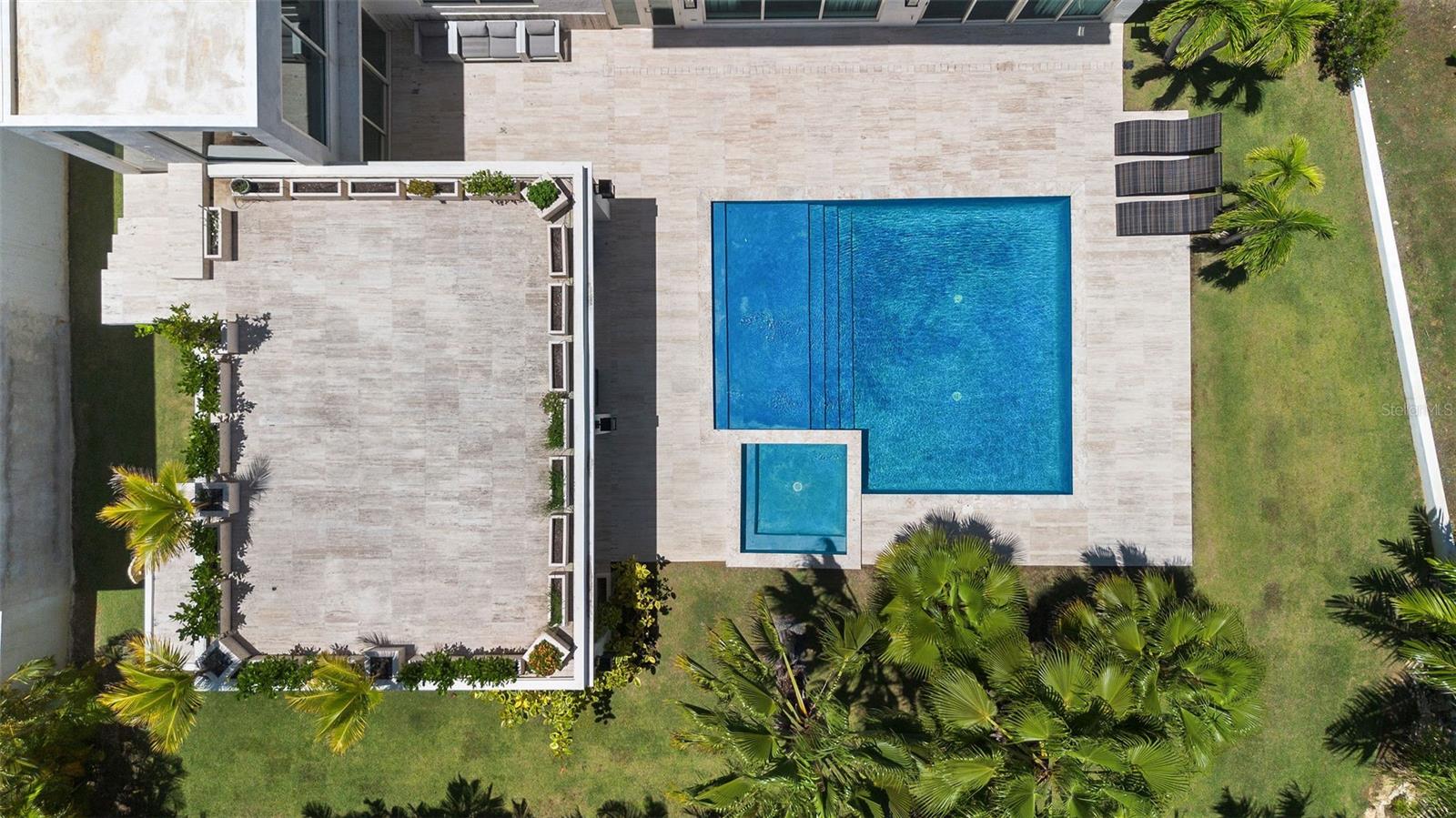 PR9115310 Property Photo