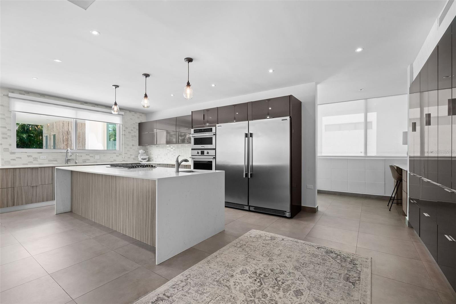 PR9115310 Property Photo