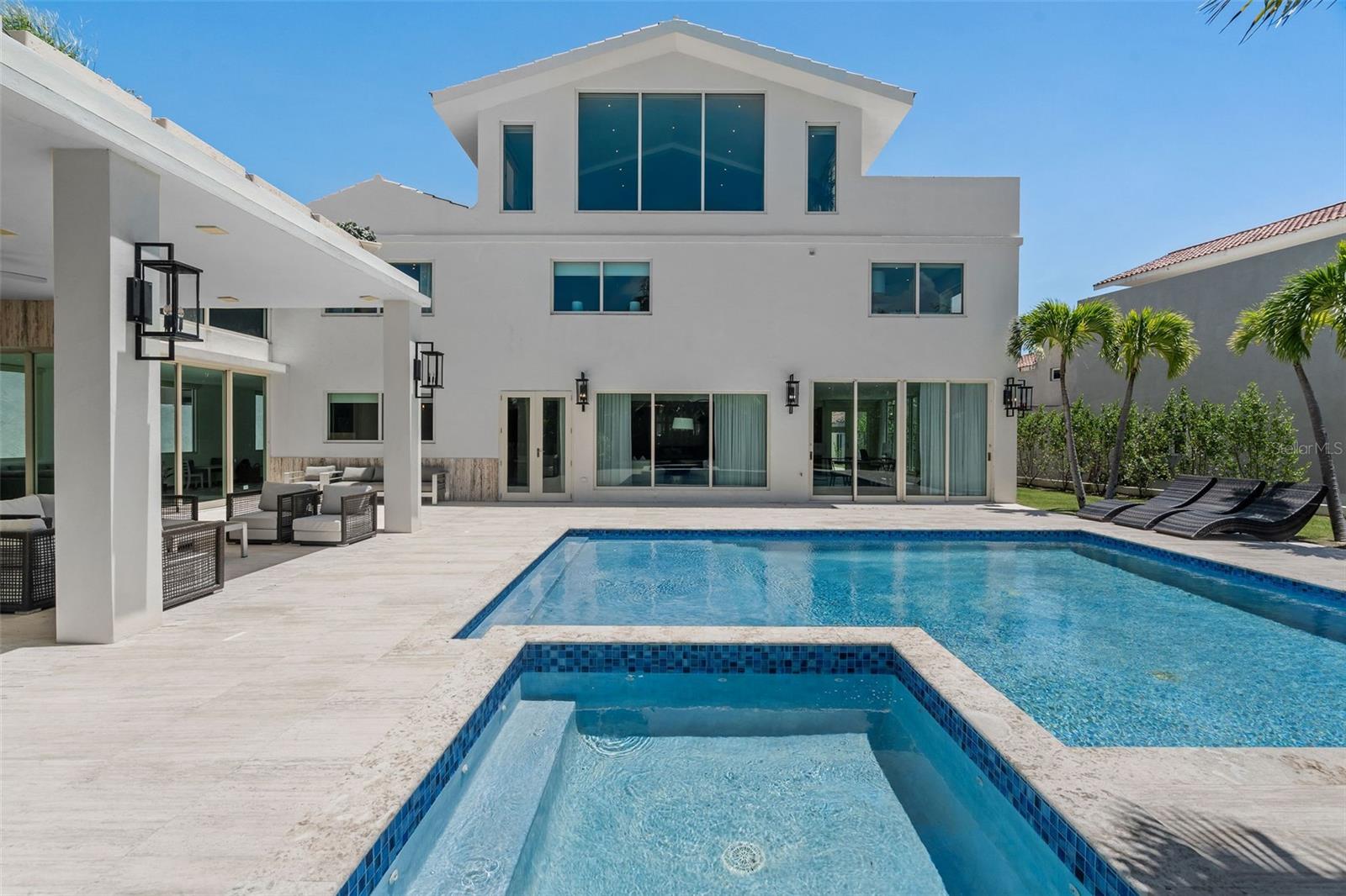 PR9115310 Property Photo