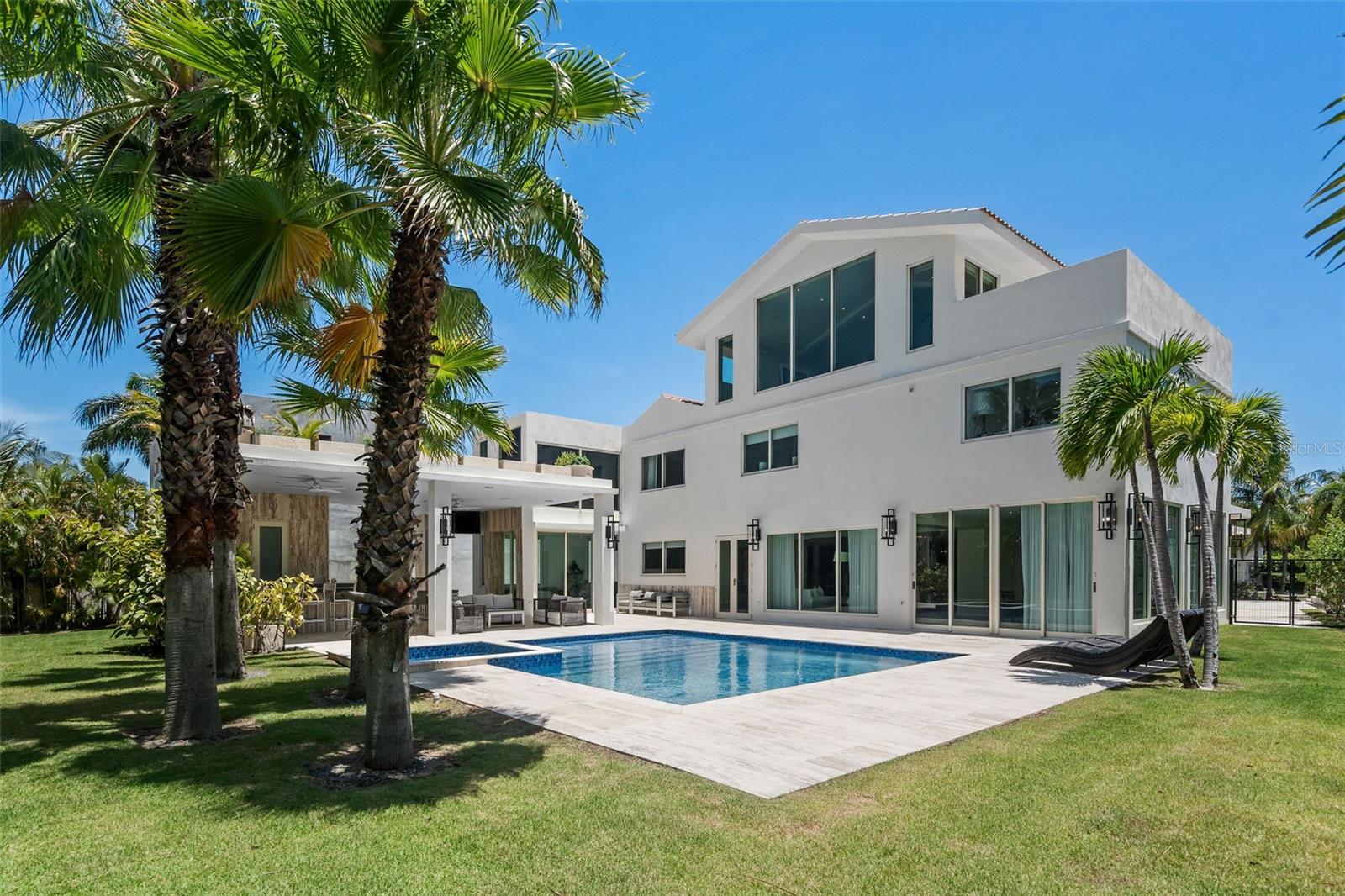 PR9115310 Property Photo