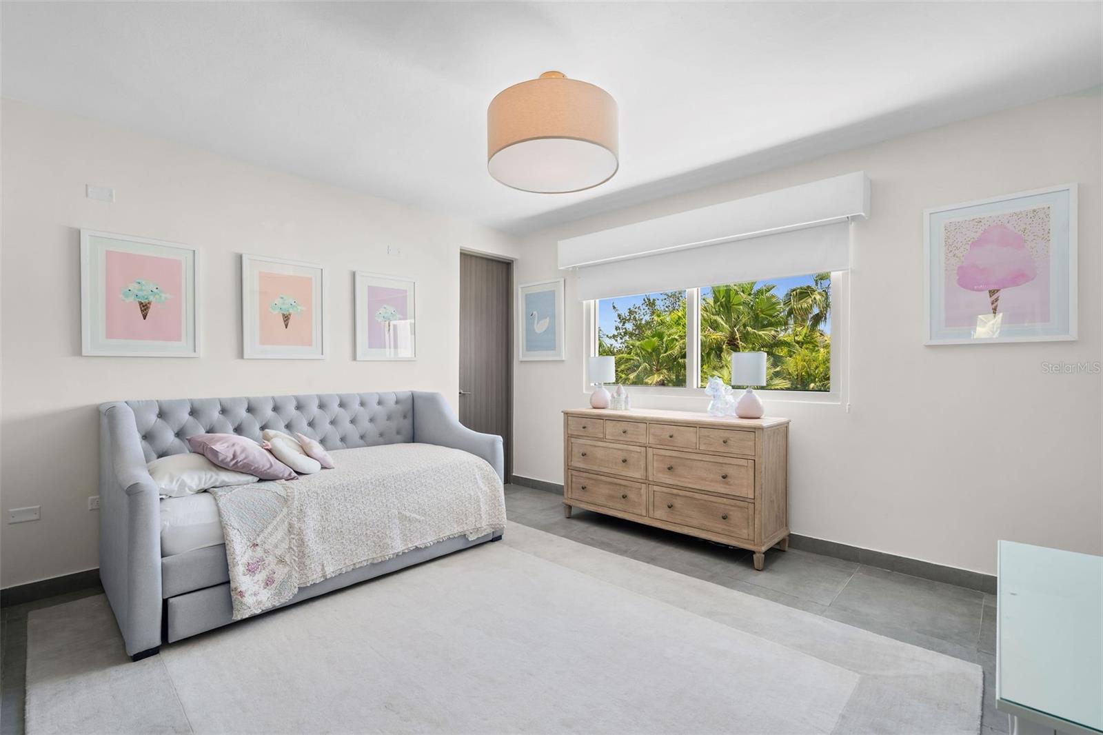 PR9115310 Property Photo