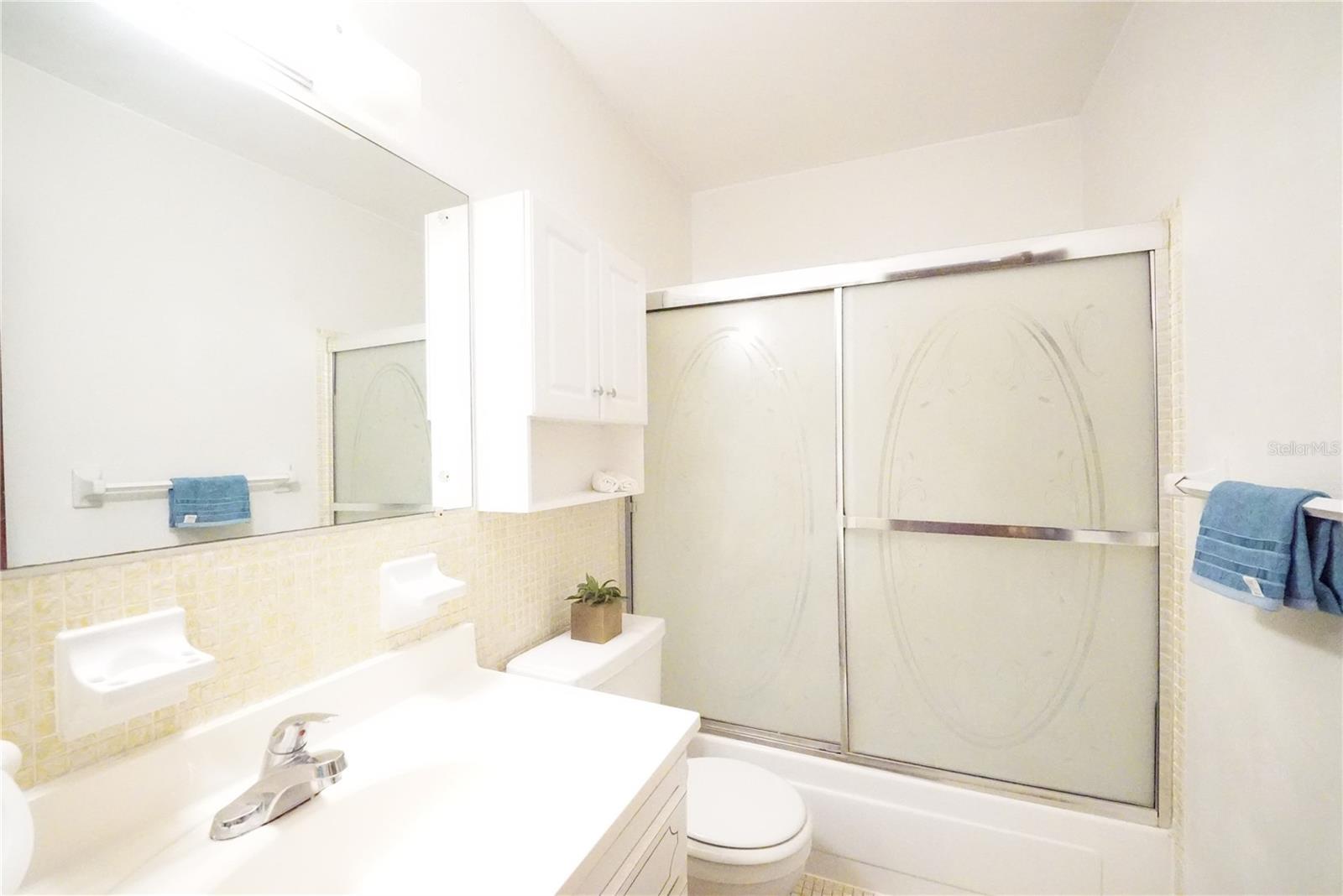 Another picture of bathroom