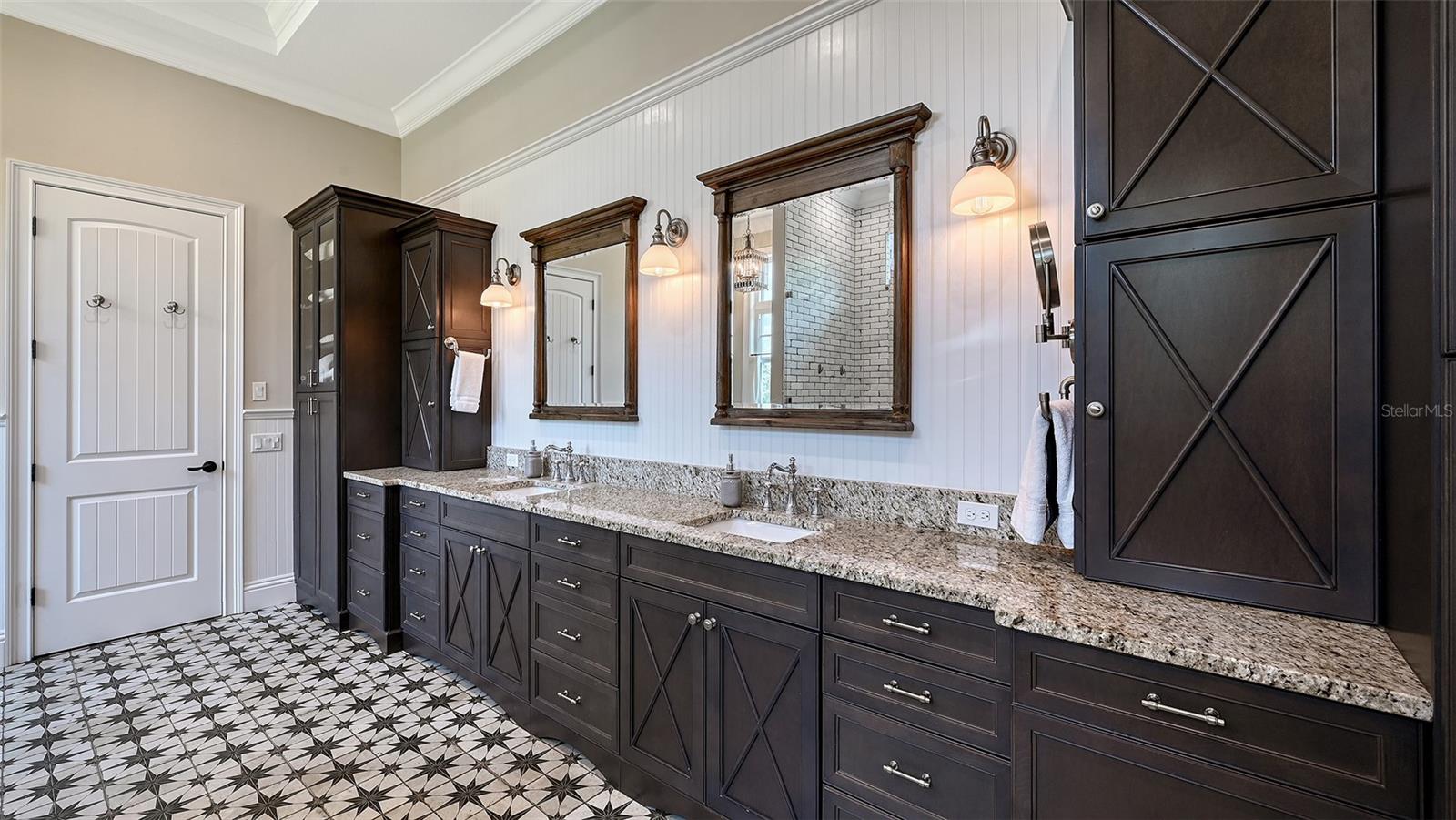 A4661176 Property Photo