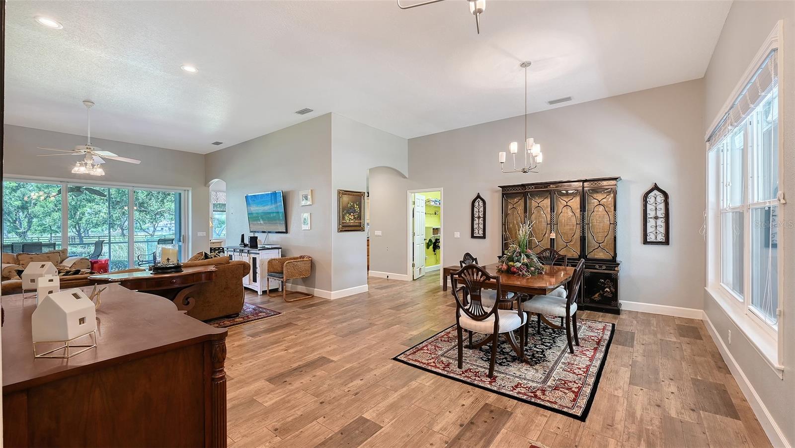 A4661176 Property Photo