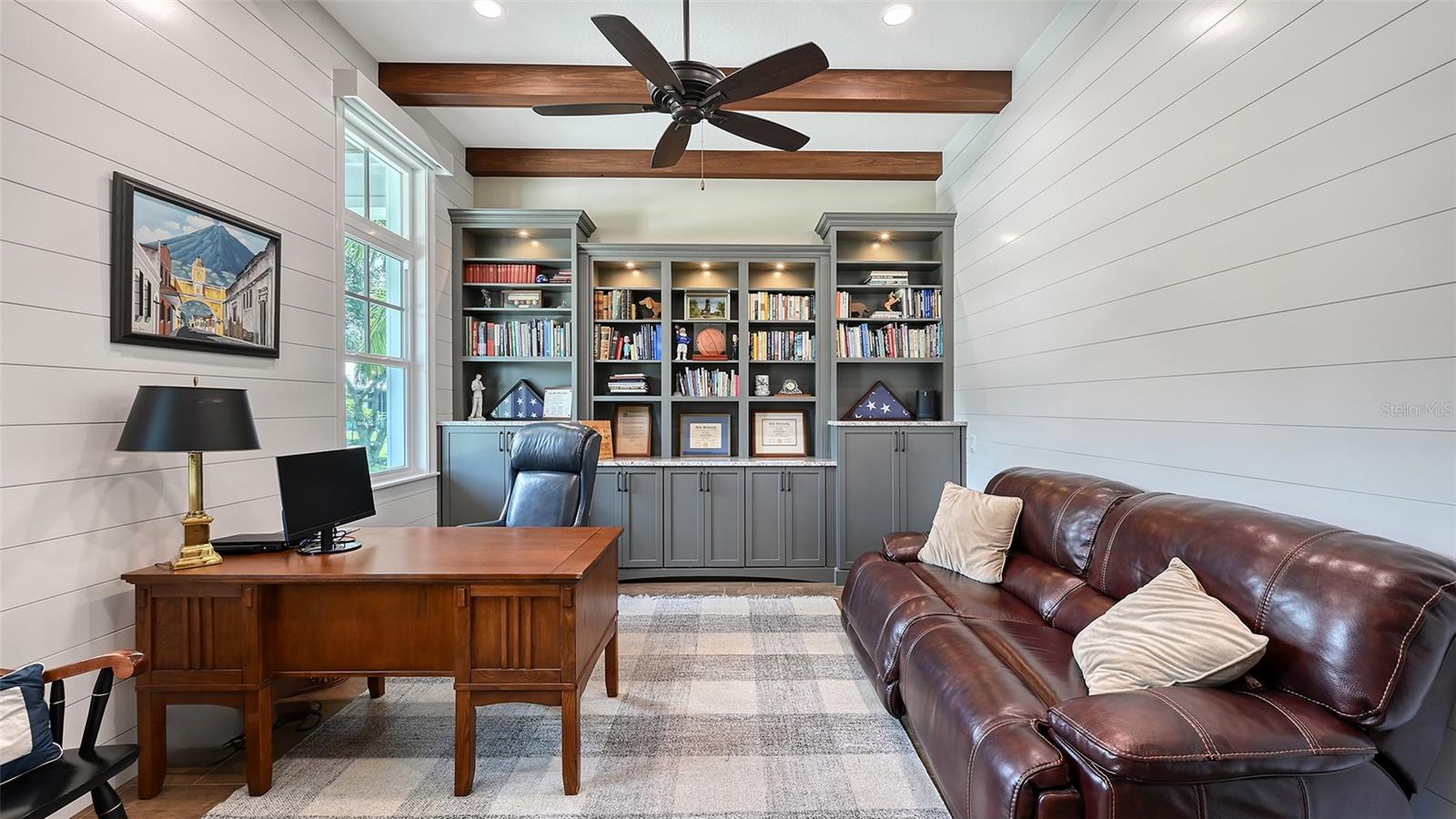 A4661176 Property Photo