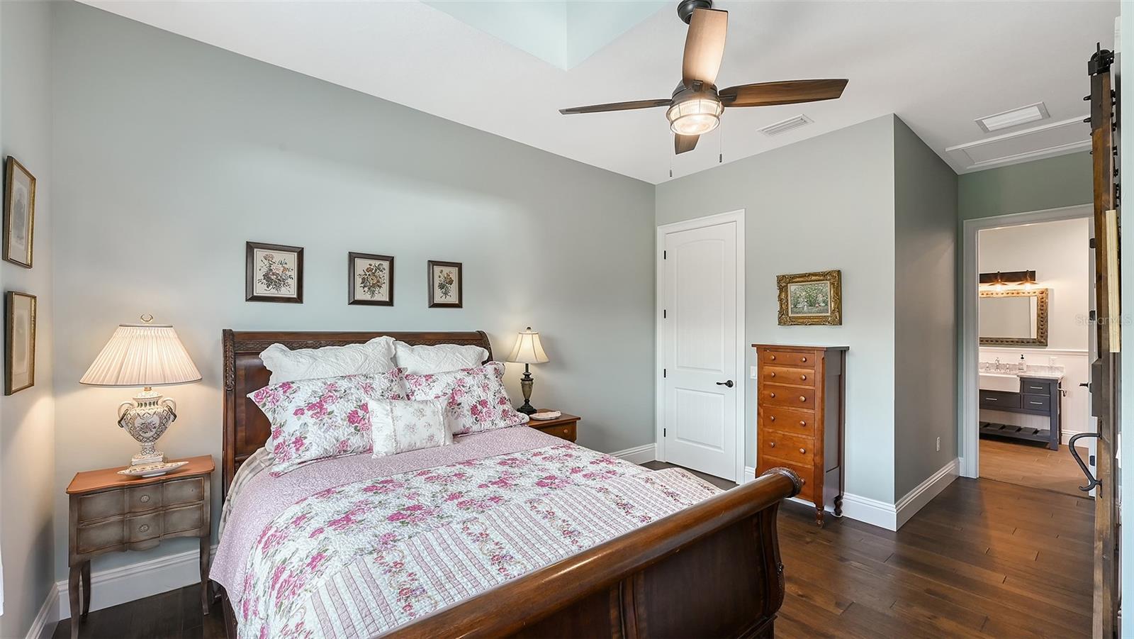 A4661176 Property Photo