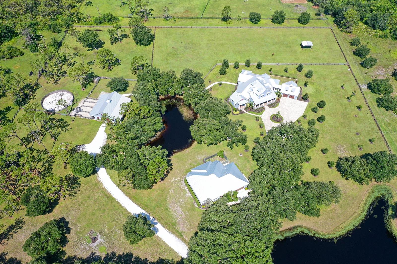 A4661176 Property Photo