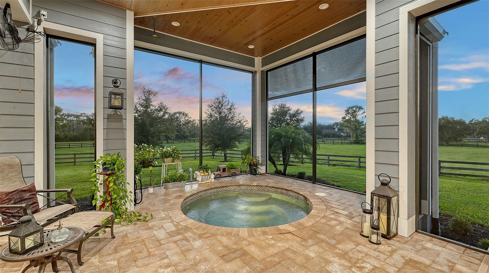 A4661176 Property Photo