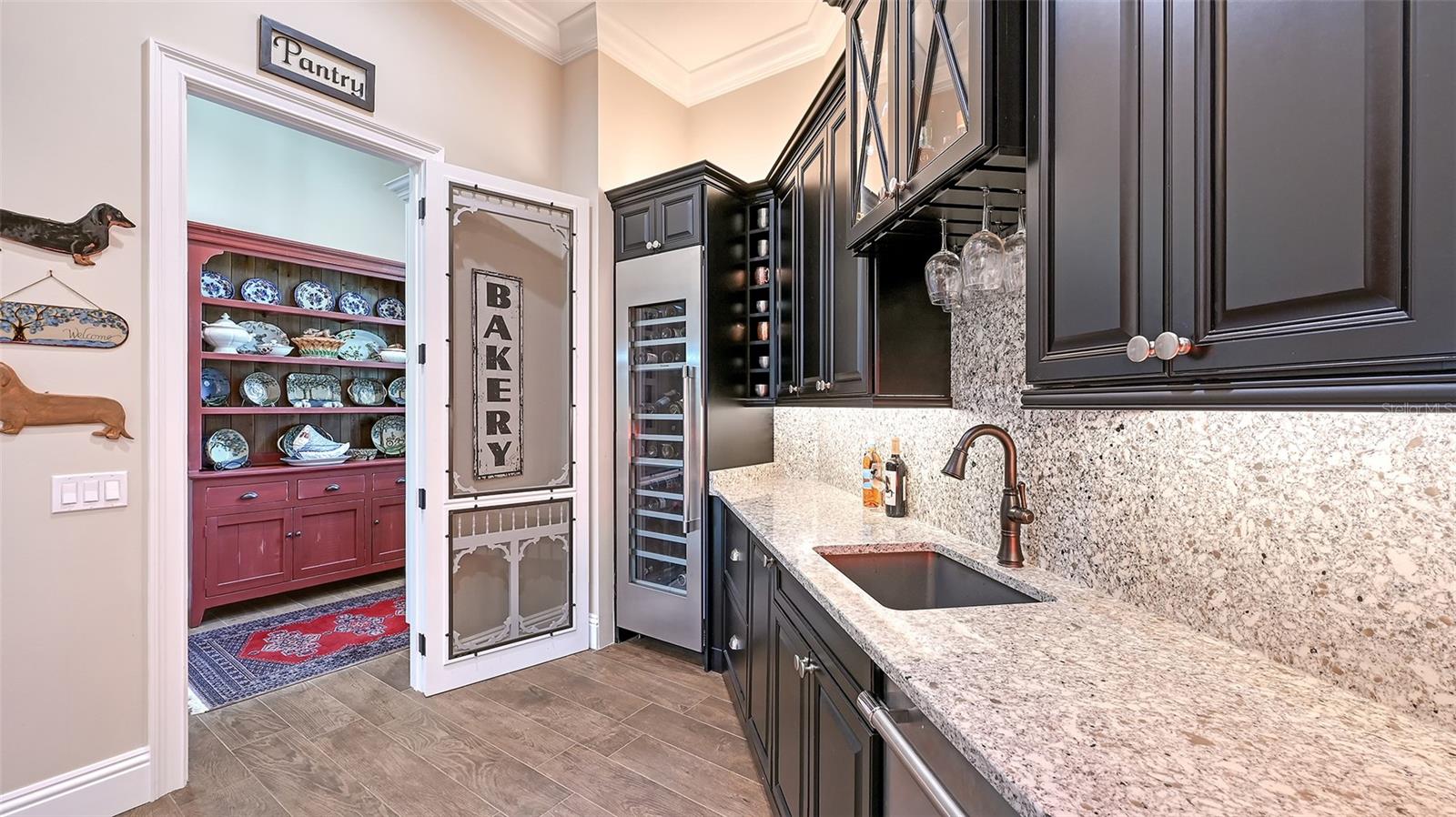 A4661176 Property Photo