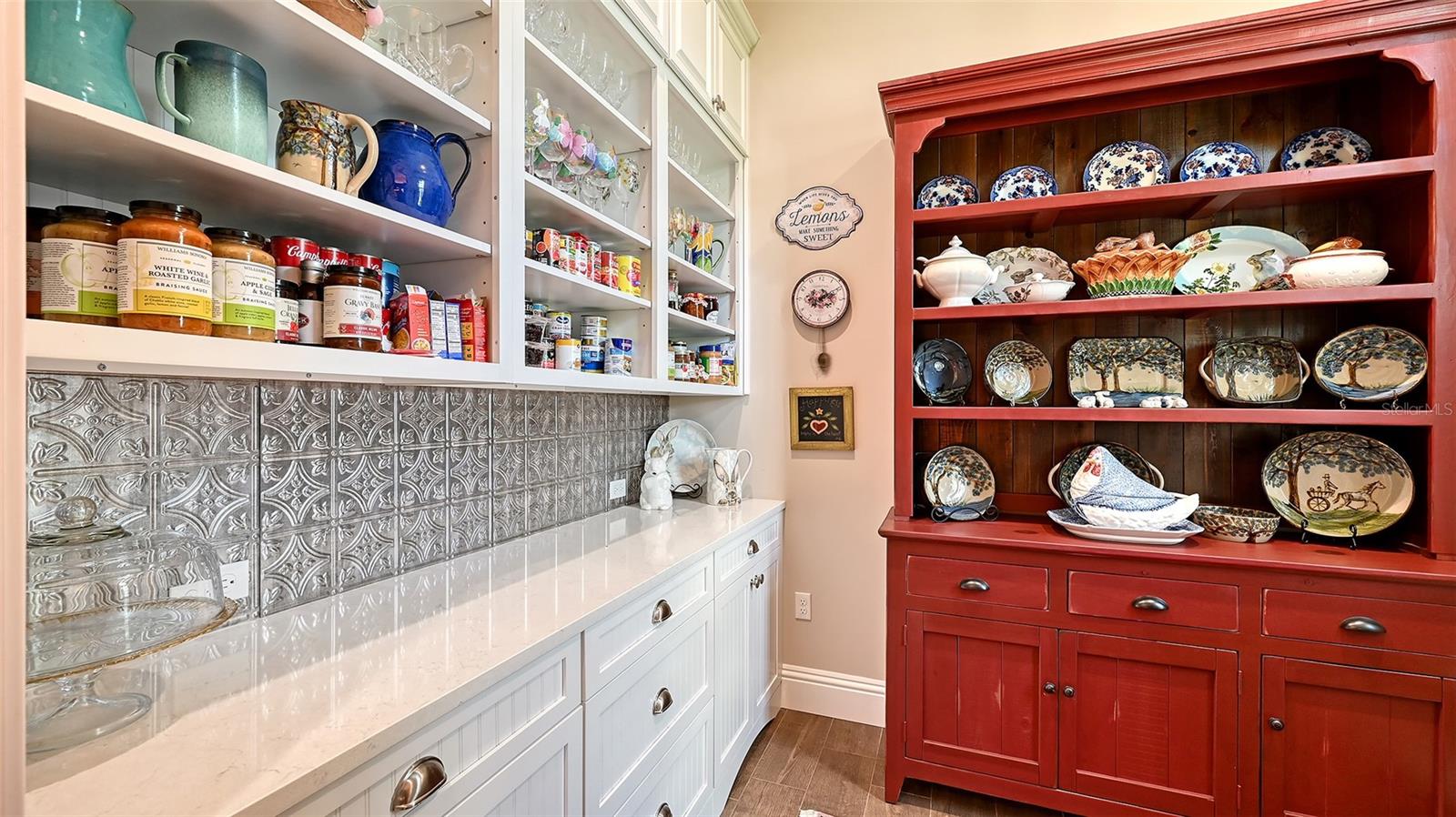 A4661176 Property Photo