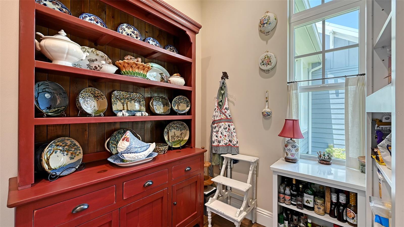 A4661176 Property Photo