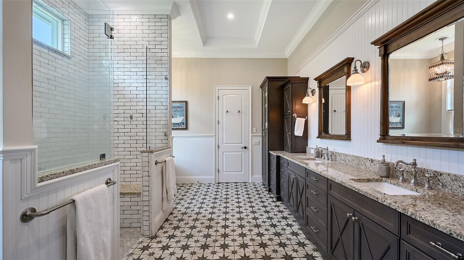 A4661176 Property Photo