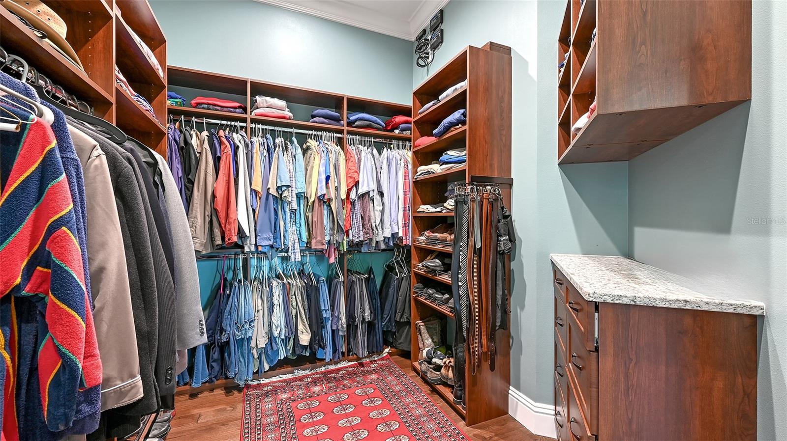 A4661176 Property Photo