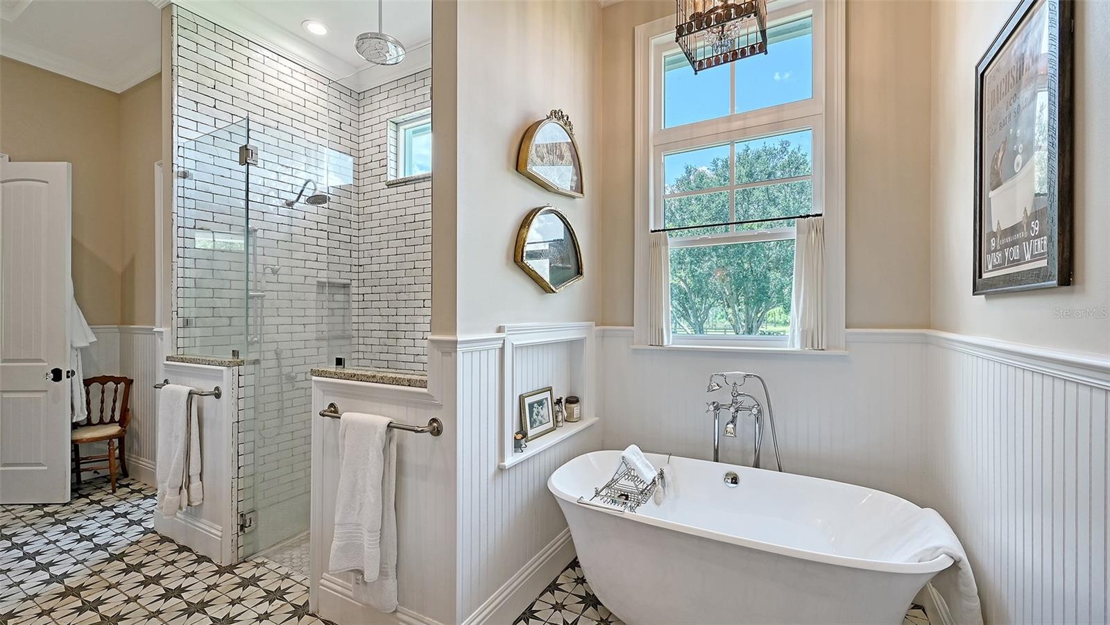 A4661176 Property Photo