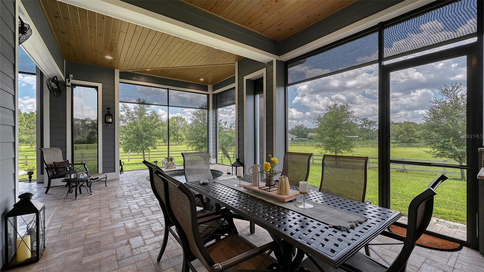 A4661176 Property Photo