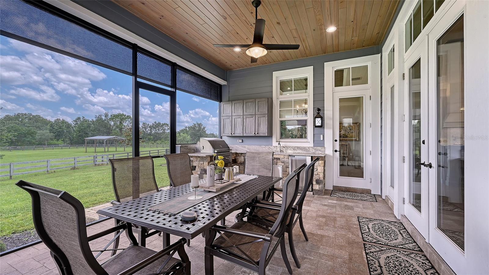 A4661176 Property Photo