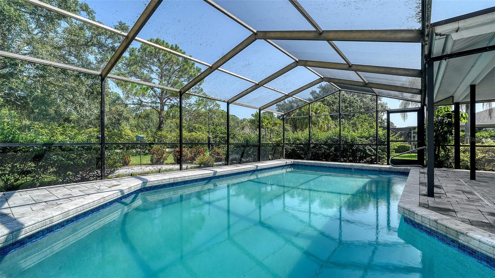 A4661178 Property Photo
