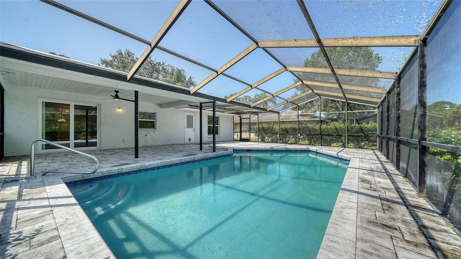 A4661178 Property Photo