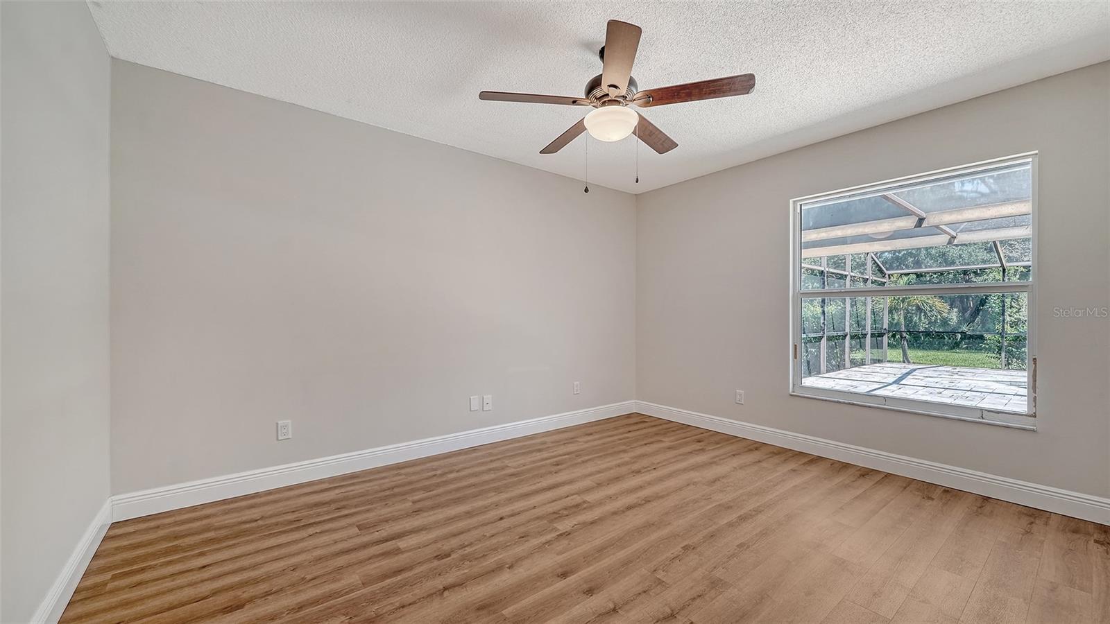 A4661178 Property Photo